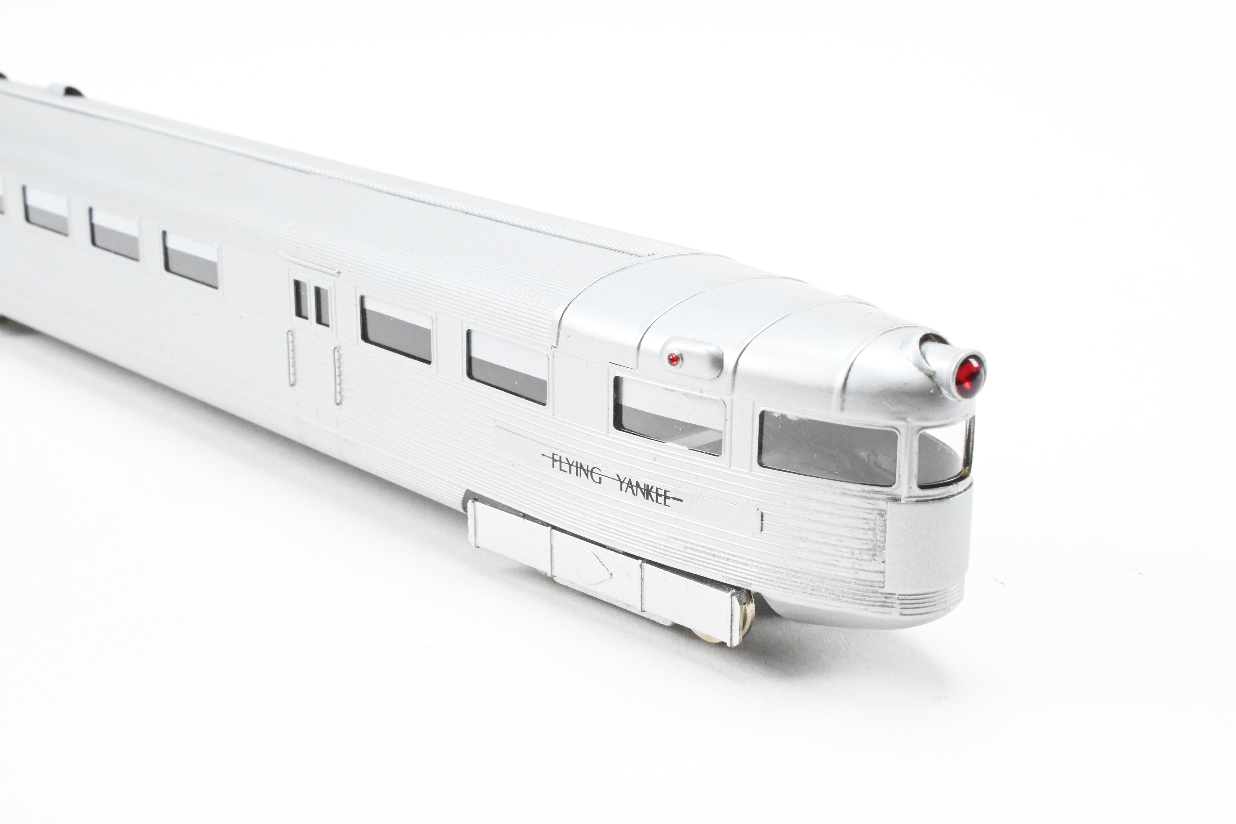 High - Quality HO Scale Custom Brass 3 - Car Train Model of Boston & Maine Flying Yankee Professionally Finished with ESU DCC and Sound System by NJ Custom Brass