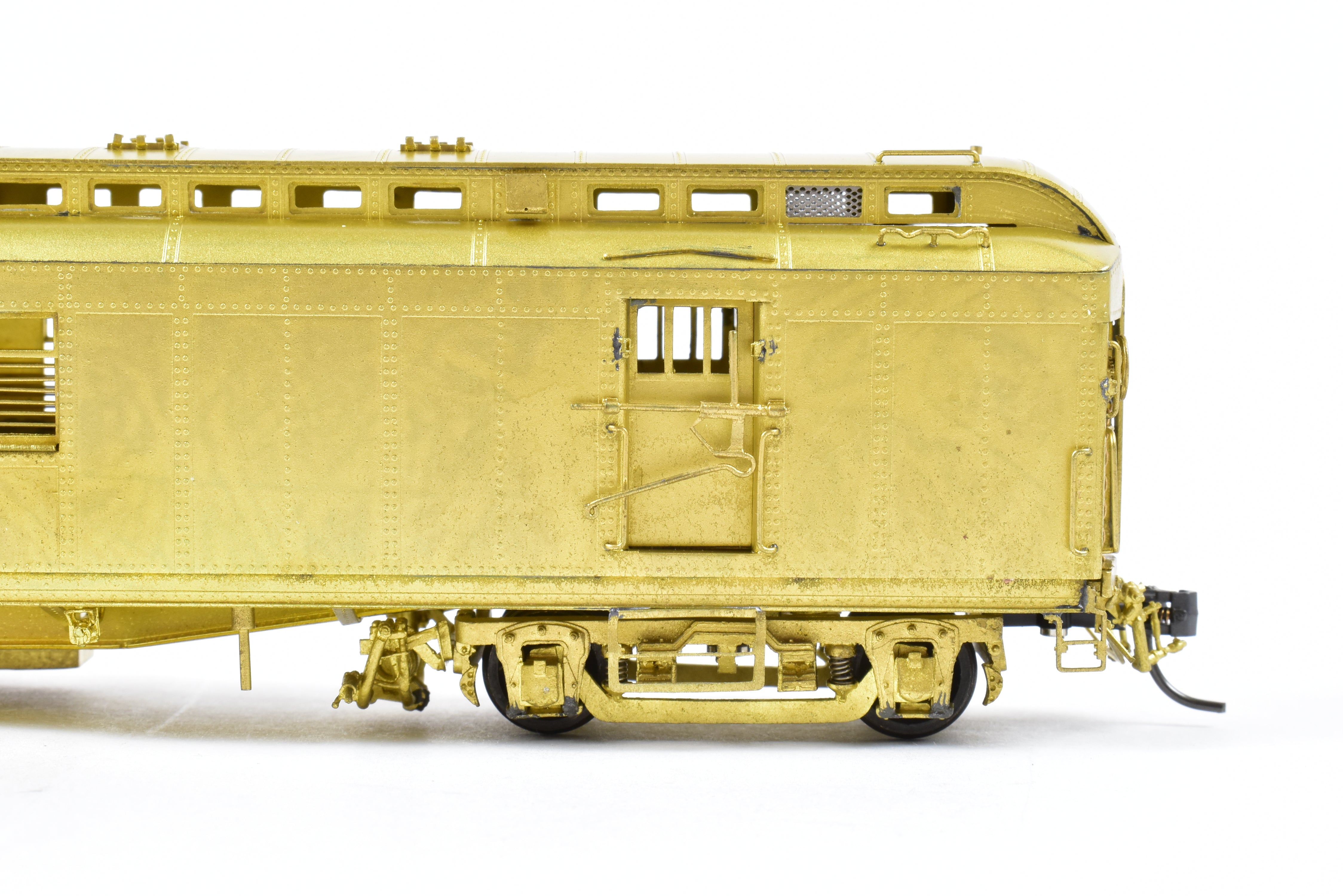 HO Scale Brass ATSF - Santa Fe Heavyweight RPO #60 - 69 with Skylight by Pecos River