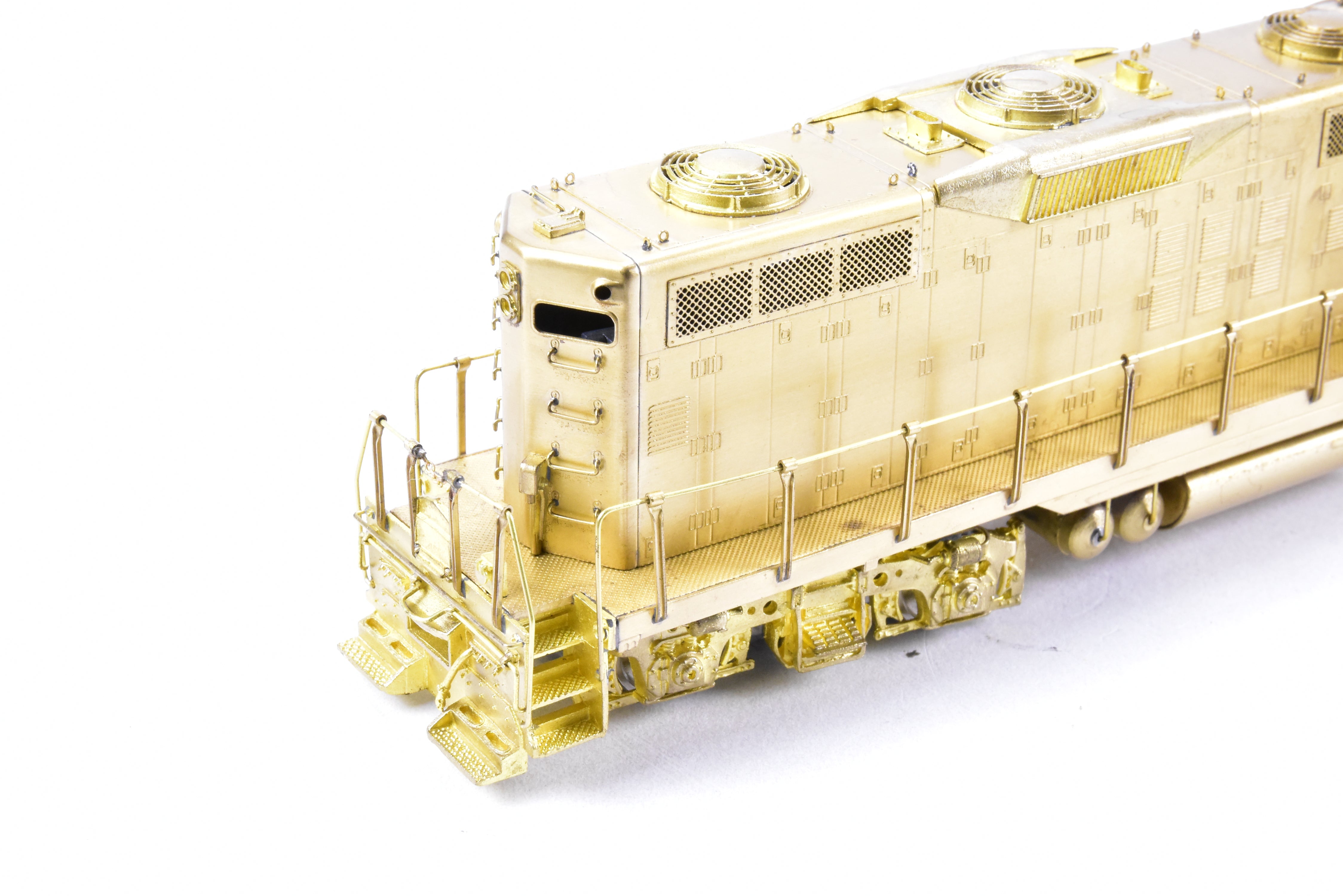 HO Brass Oriental Limited EMD GP9 1750 HP Late Version with 48 Fans & Dynamic Brakes