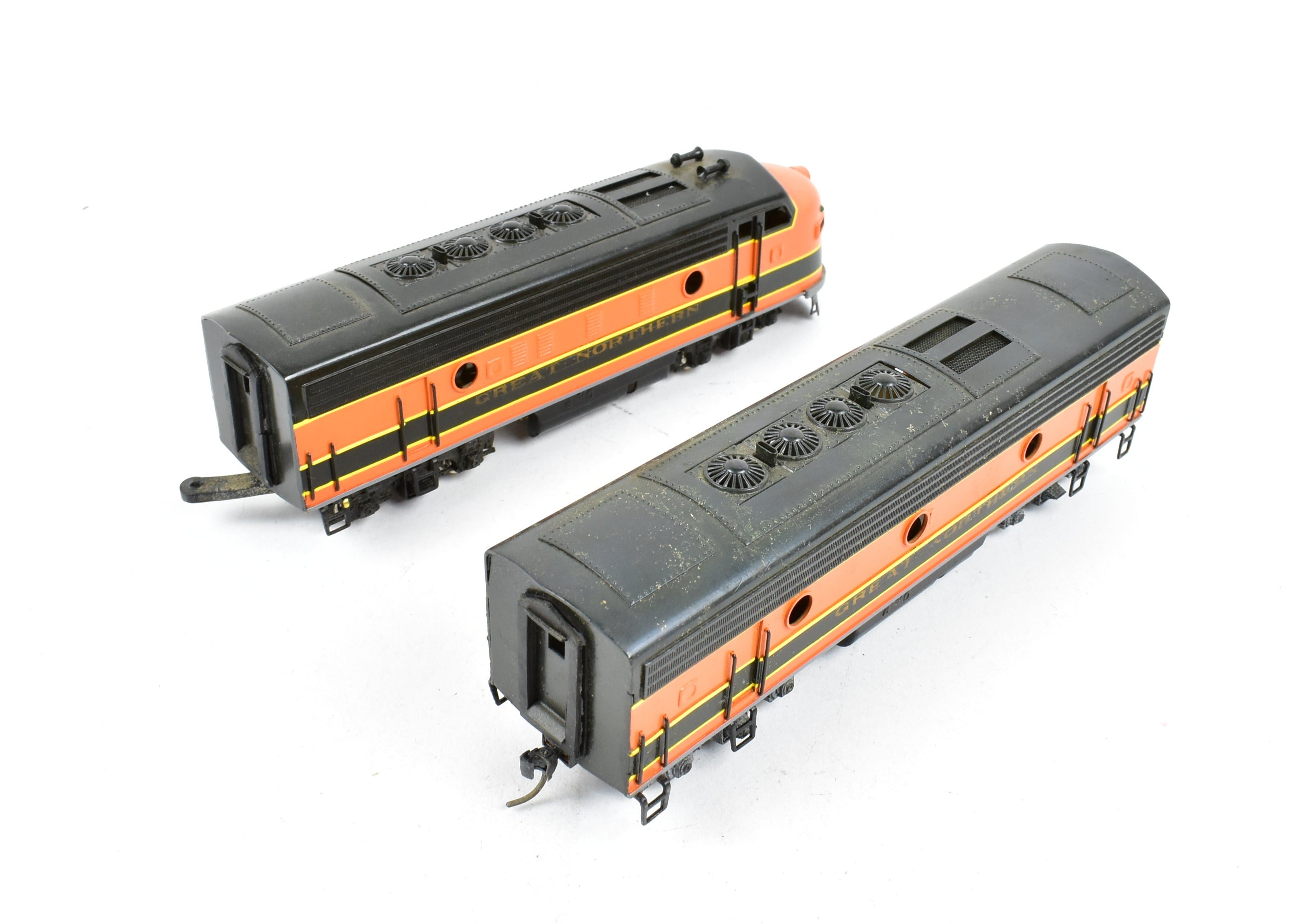 HO Scale Brass Model Train - Tenshodo GN Great Northern EMD F9 A/B Pair Factory - Painted Railway Set