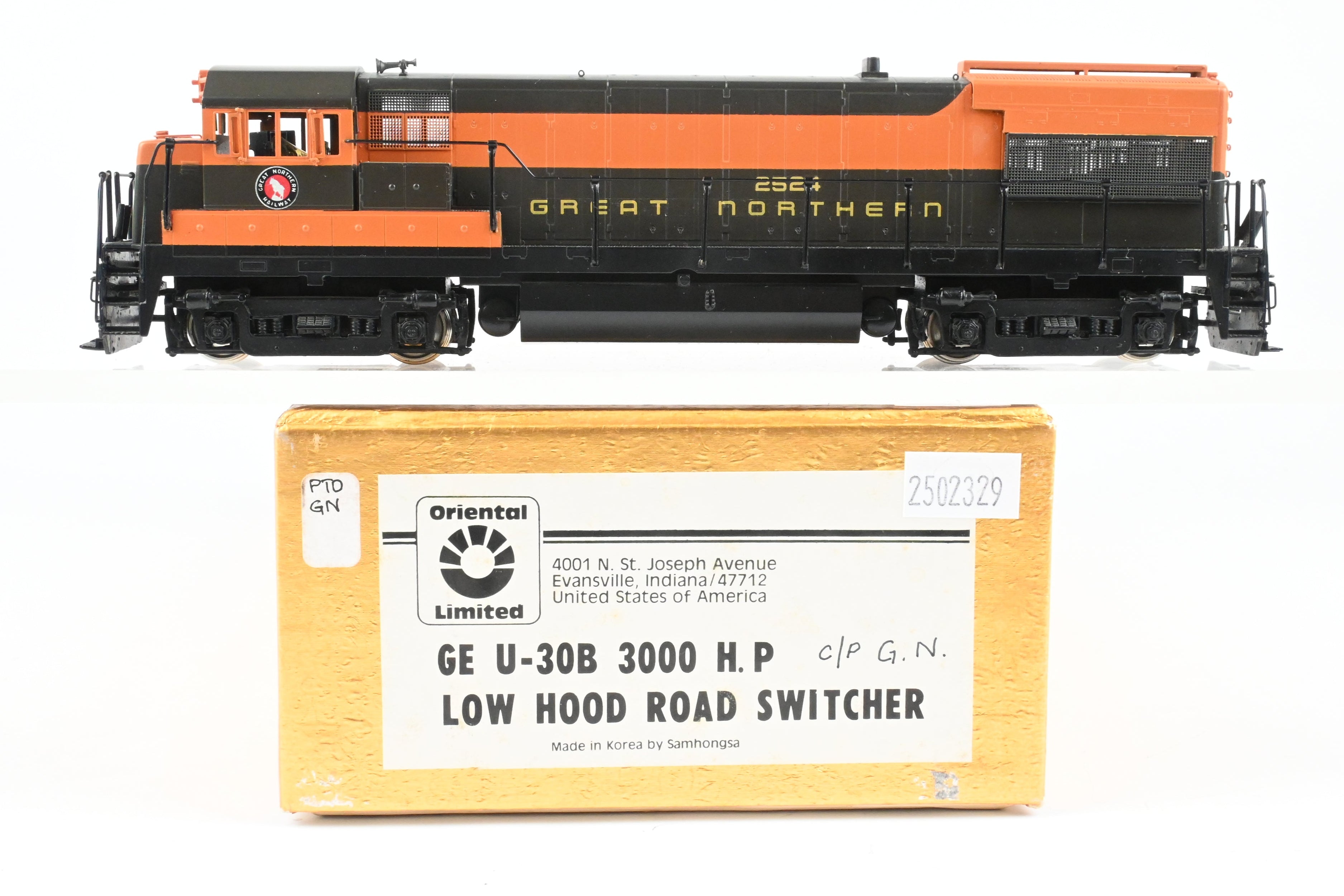 HO Brass Oriental Limited GN - Great Northern GE U-30B 3000HP Custom Painted Road Switcher #2524