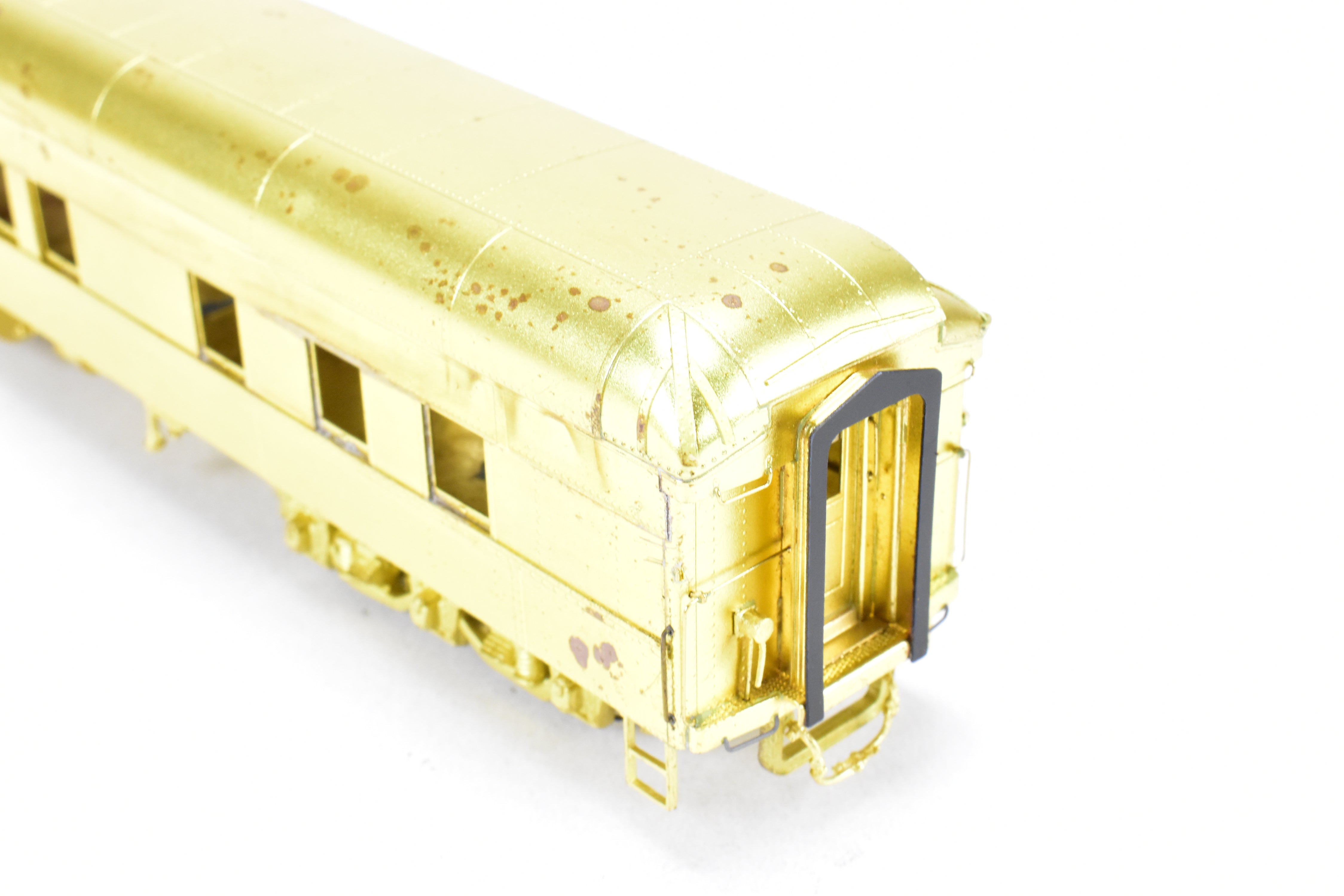HO Brass Oriental Limited 6-Section 6-Double Bedroom Sleeper with Air Conditioning