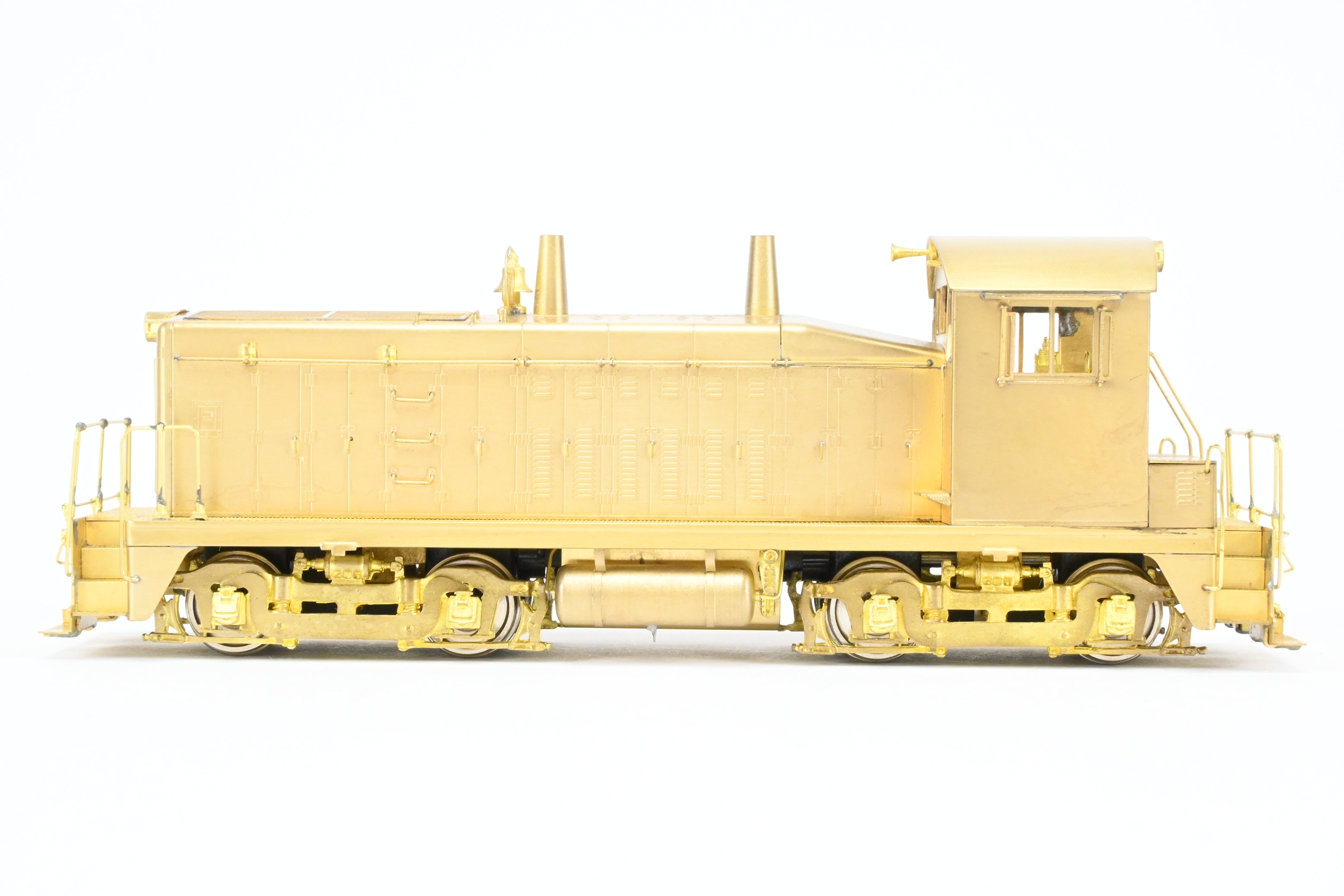 HO Brass Oriental Limited EMD SW-7 1200HP Phase II Switcher Model