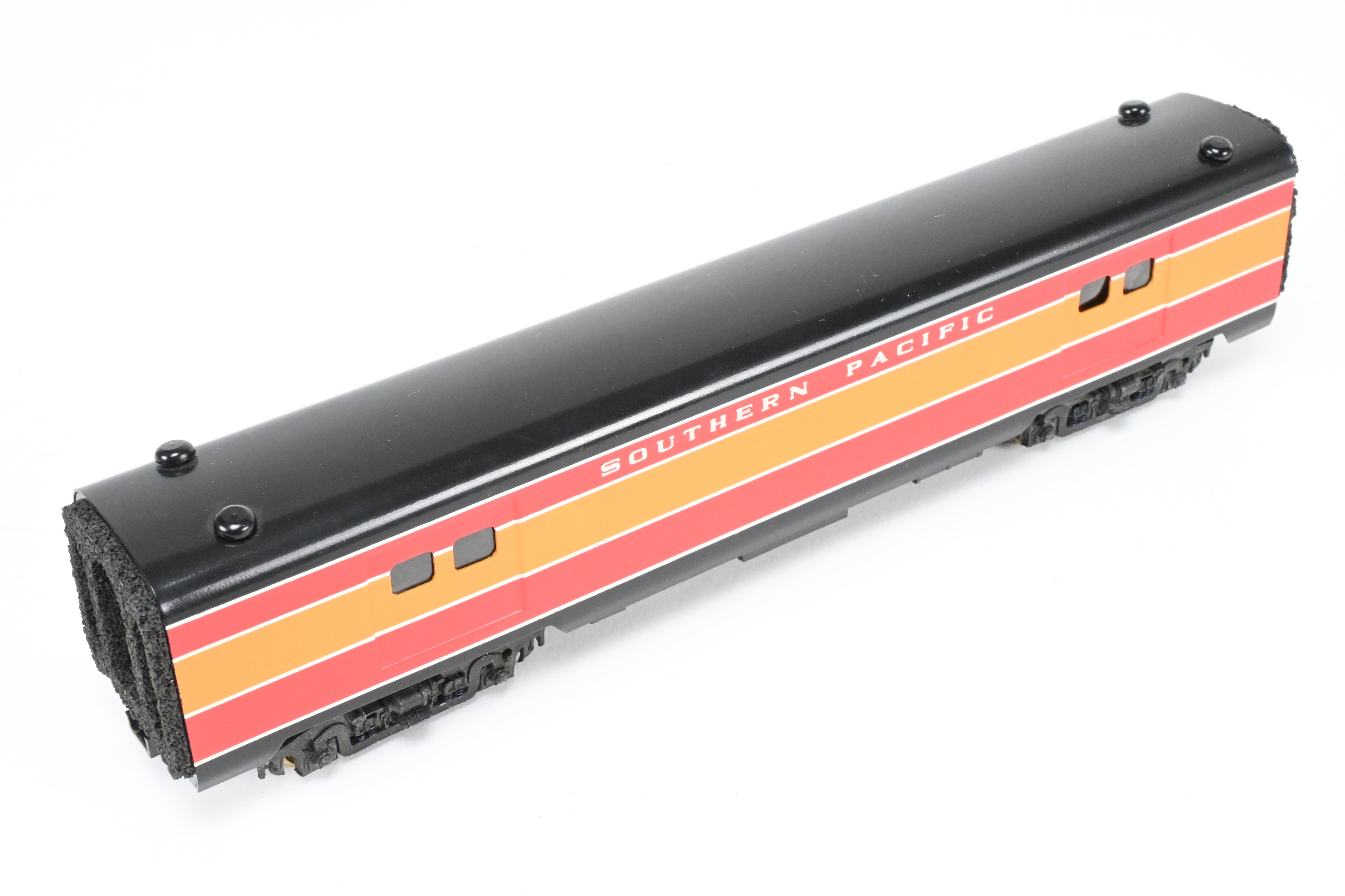 HO Scale Brass PFM Model Train - Tenshodo SP Brand Southern Pacific Baggage Flush Side Factory Painted Daylight Shorty Cars