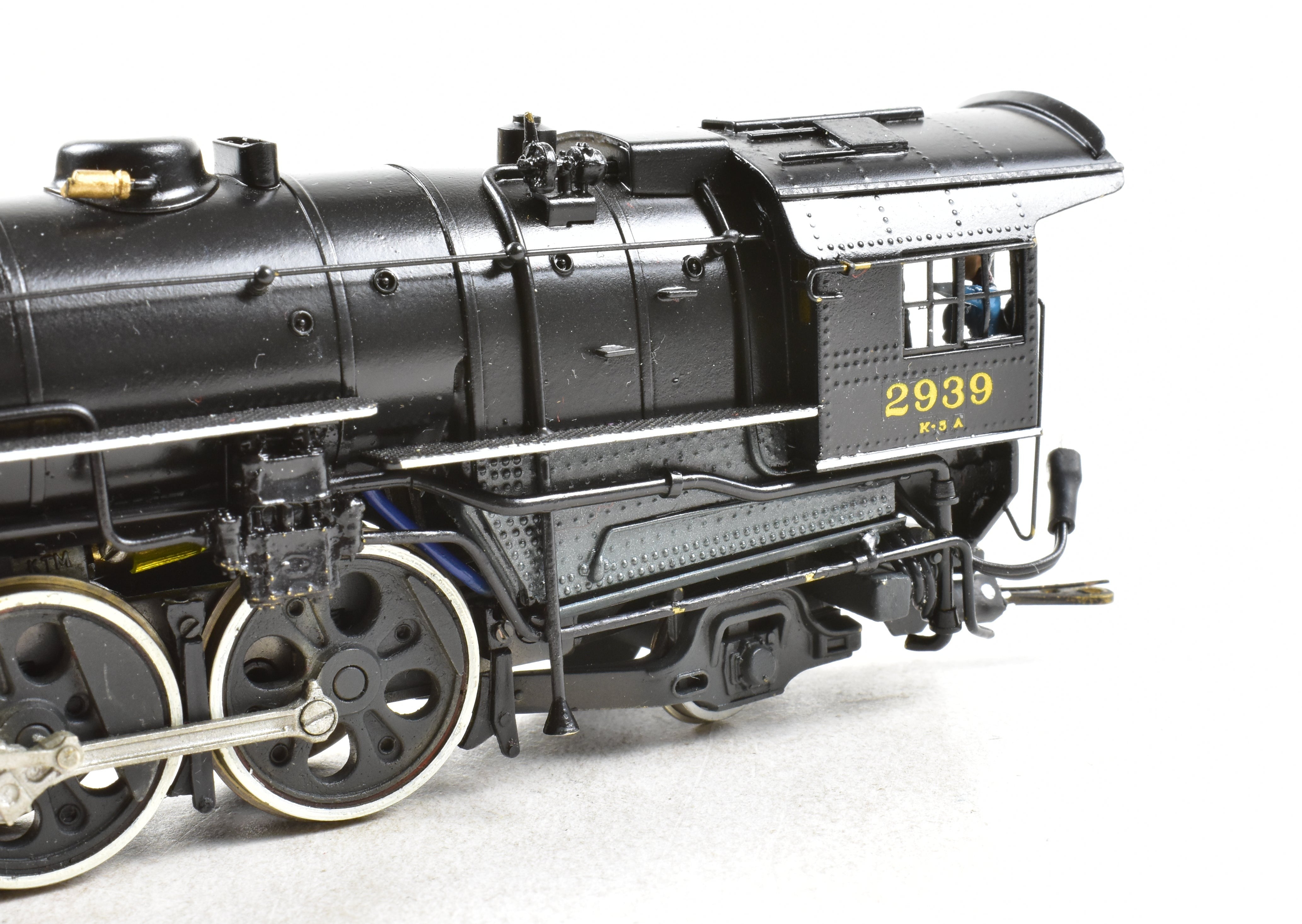 HO Scale Brass Max Gray Erie Railroad K-5 4-6-2 Pacific Steam Locomotive Model Custom Painted with SoundTraxx Econami DCC and Sound System