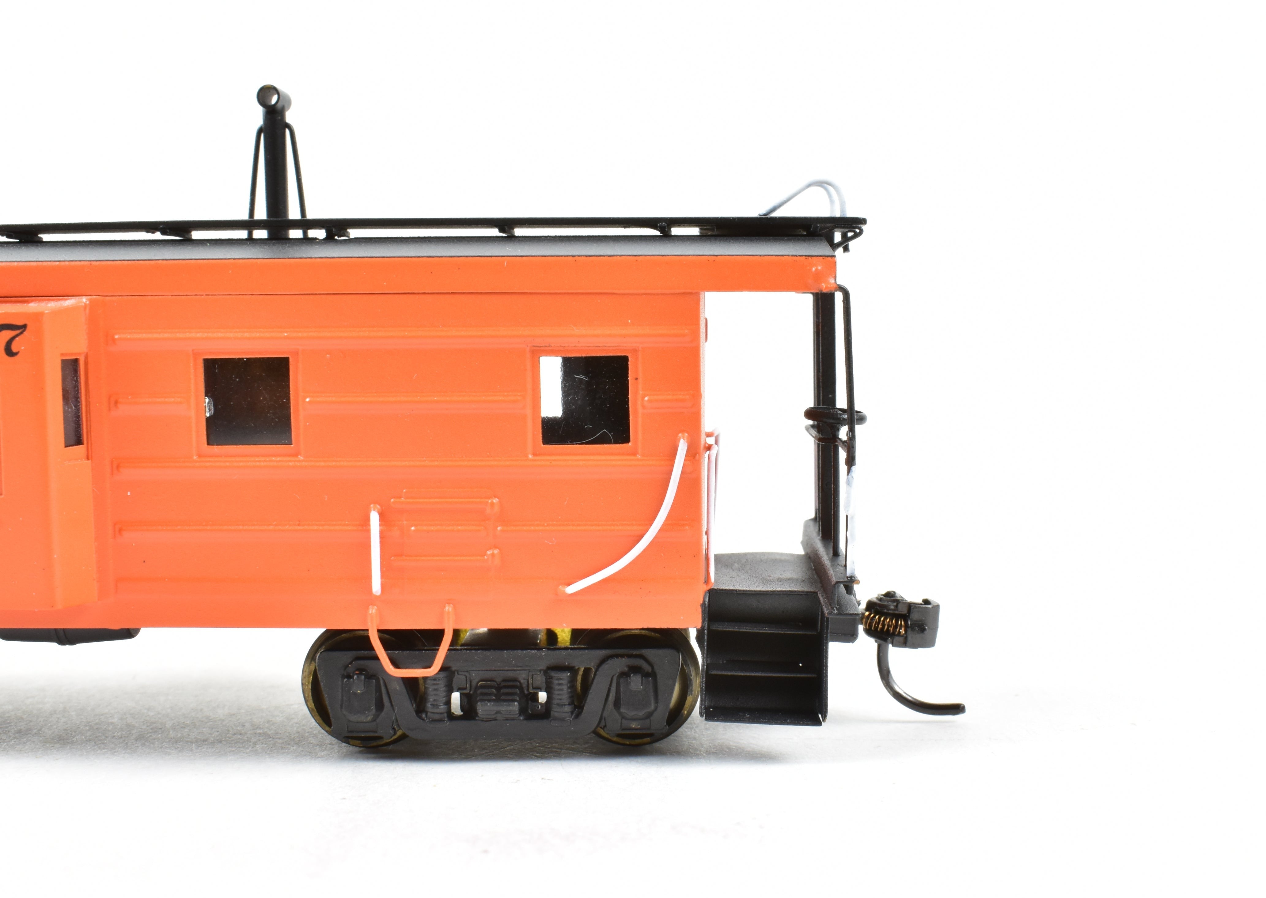 HO Scale Brass Nickel Plate Products Milwaukee Road Bay Window Caboose Pro-Painted #991817