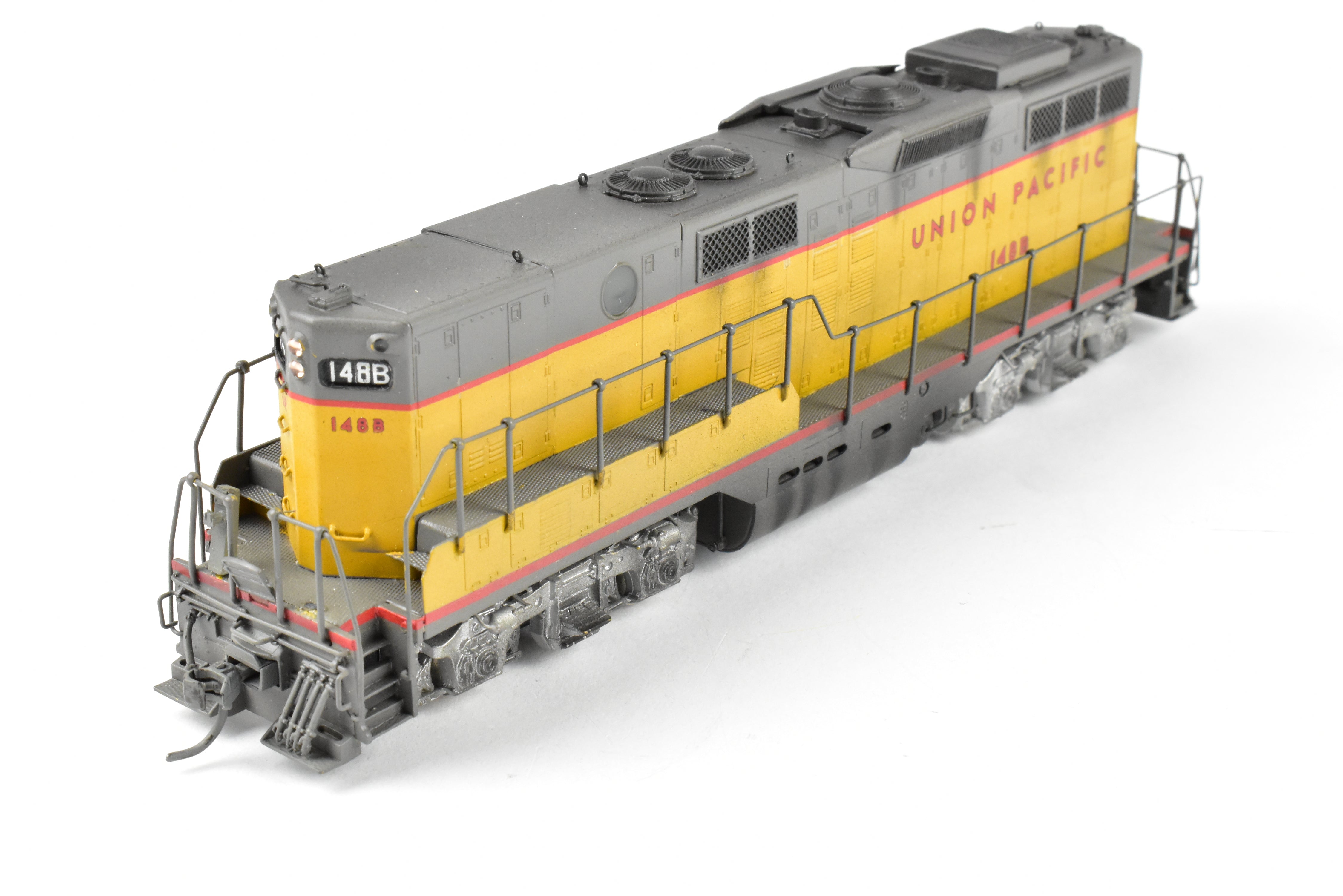 HO Brass Oriental Limited Union Pacific EMD GP9 1750 HP Weathered Cabless B-Unit #148B