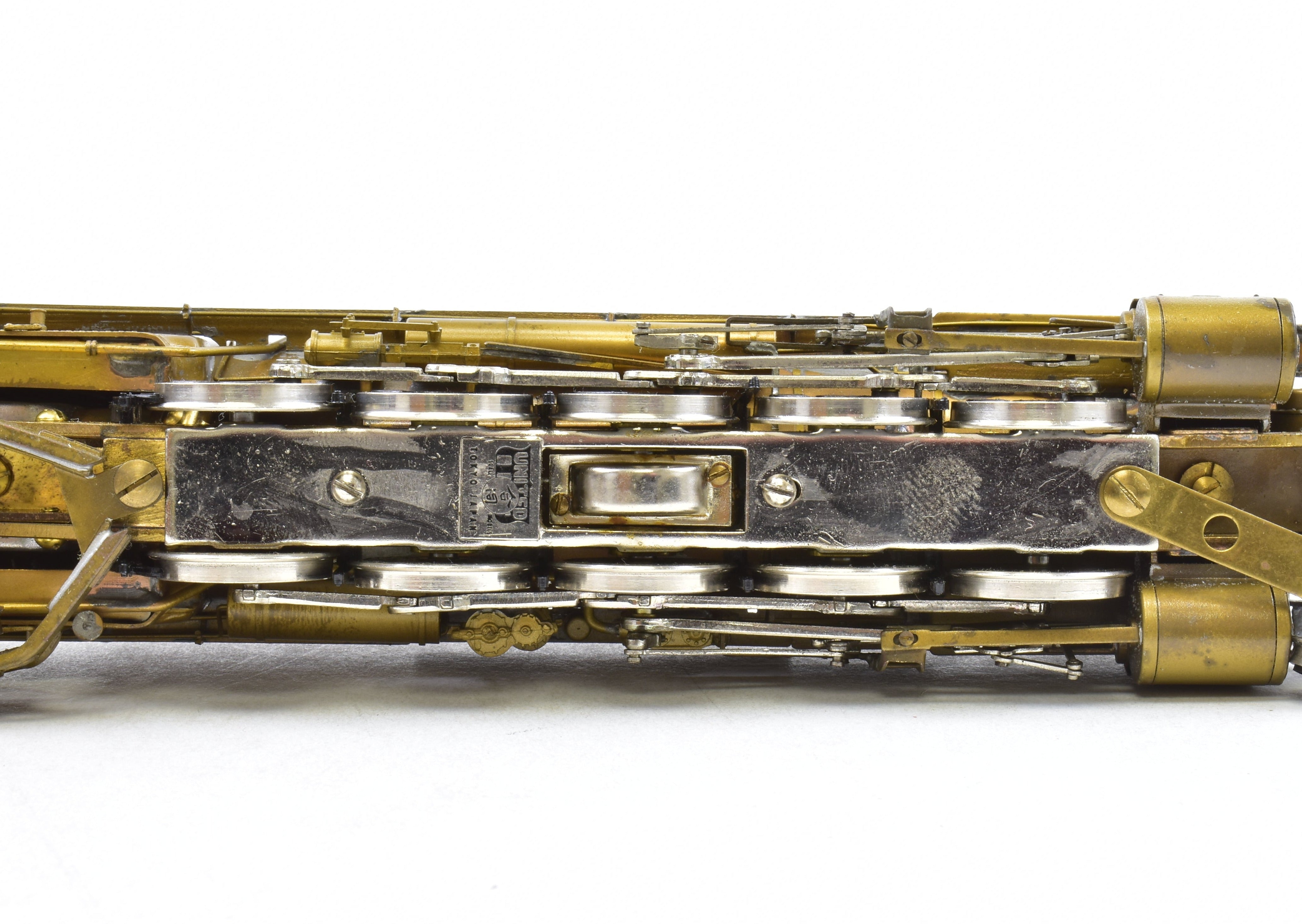 High - Quality HO Scale Brass Pacific Fast Mail Model Train - United ATSF - Santa Fe 2 - 10 - 2