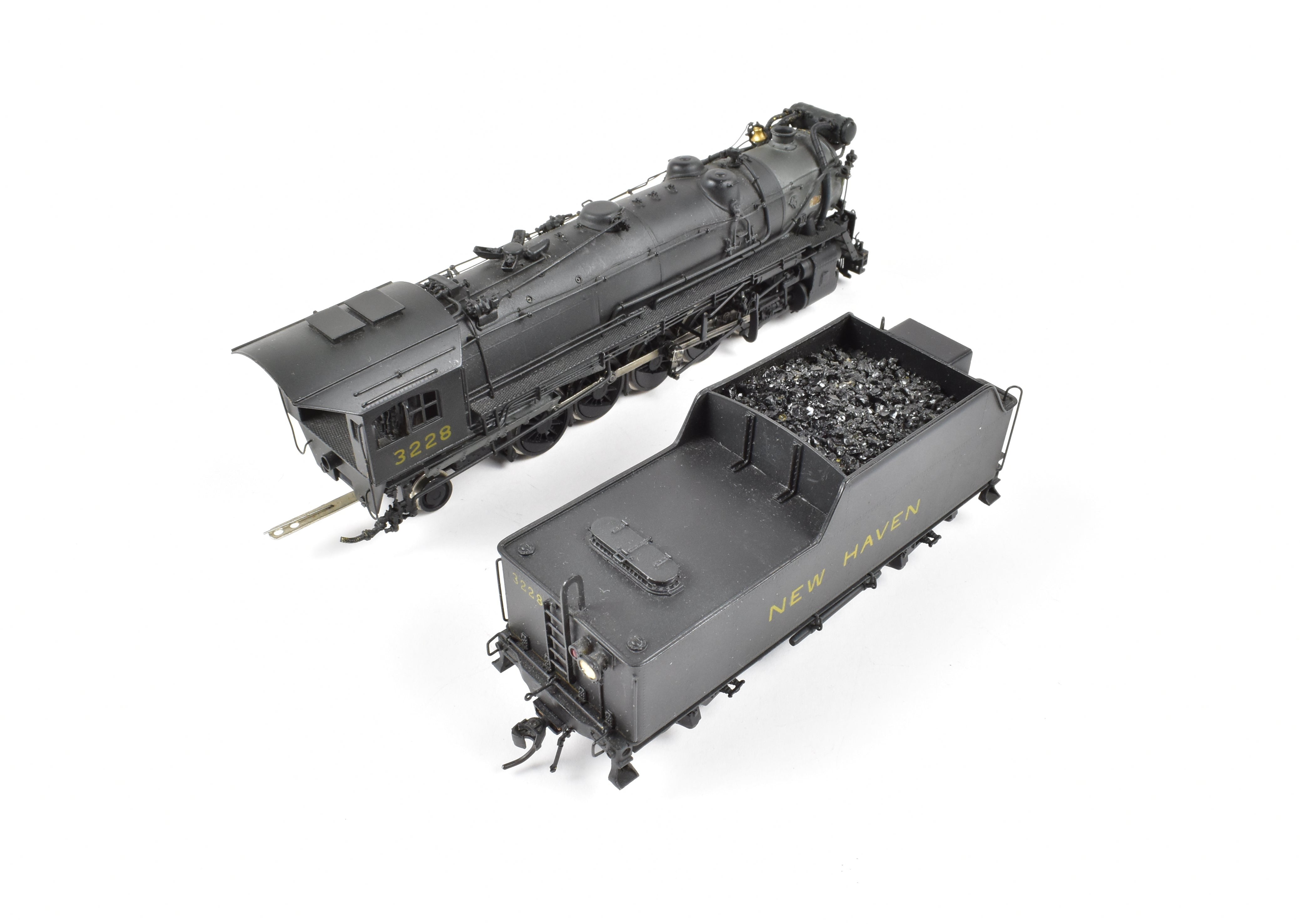 HO Scale Brass Model Train - New Jersey Custom Brass New Haven Class L - 1 2 - 10 - 2 Steam Locomotive with Pilot Mounted Pumps Version