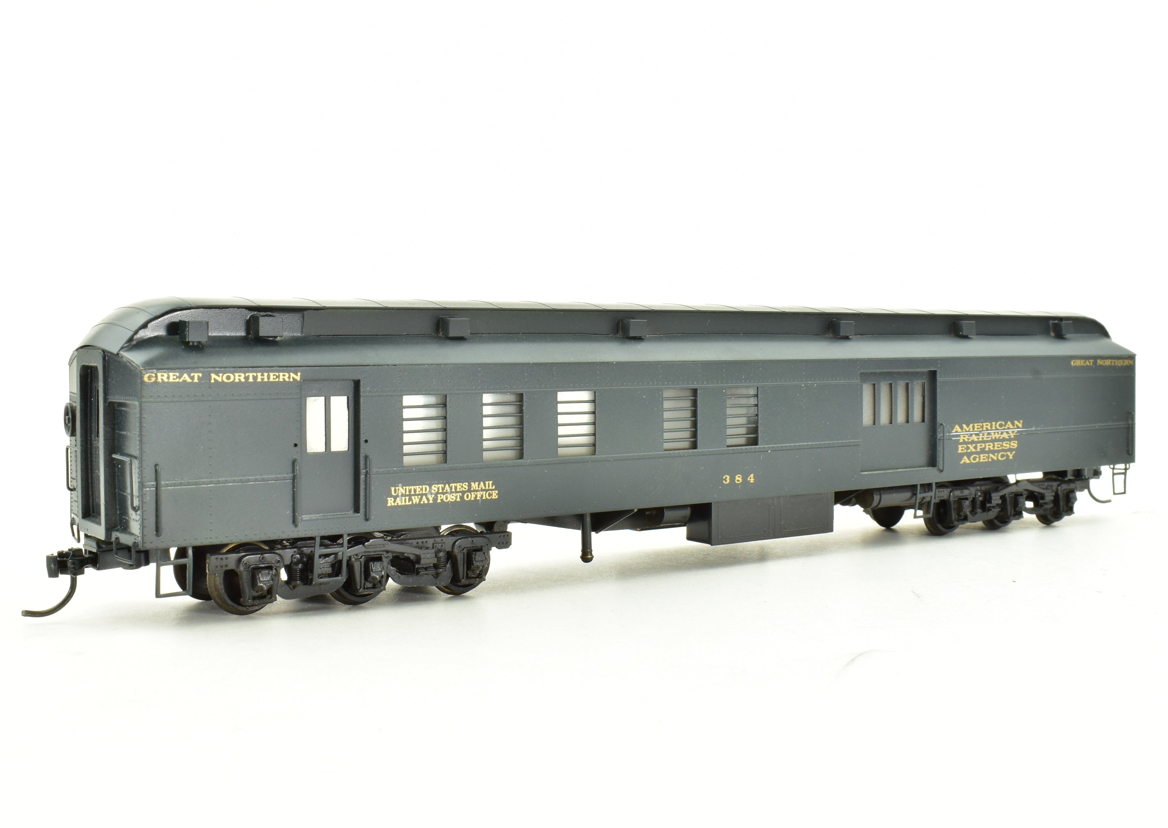 HO Scale Brass Lambert Great Northern Heavyweight Combine Baggage RPO Model with Custom Painting