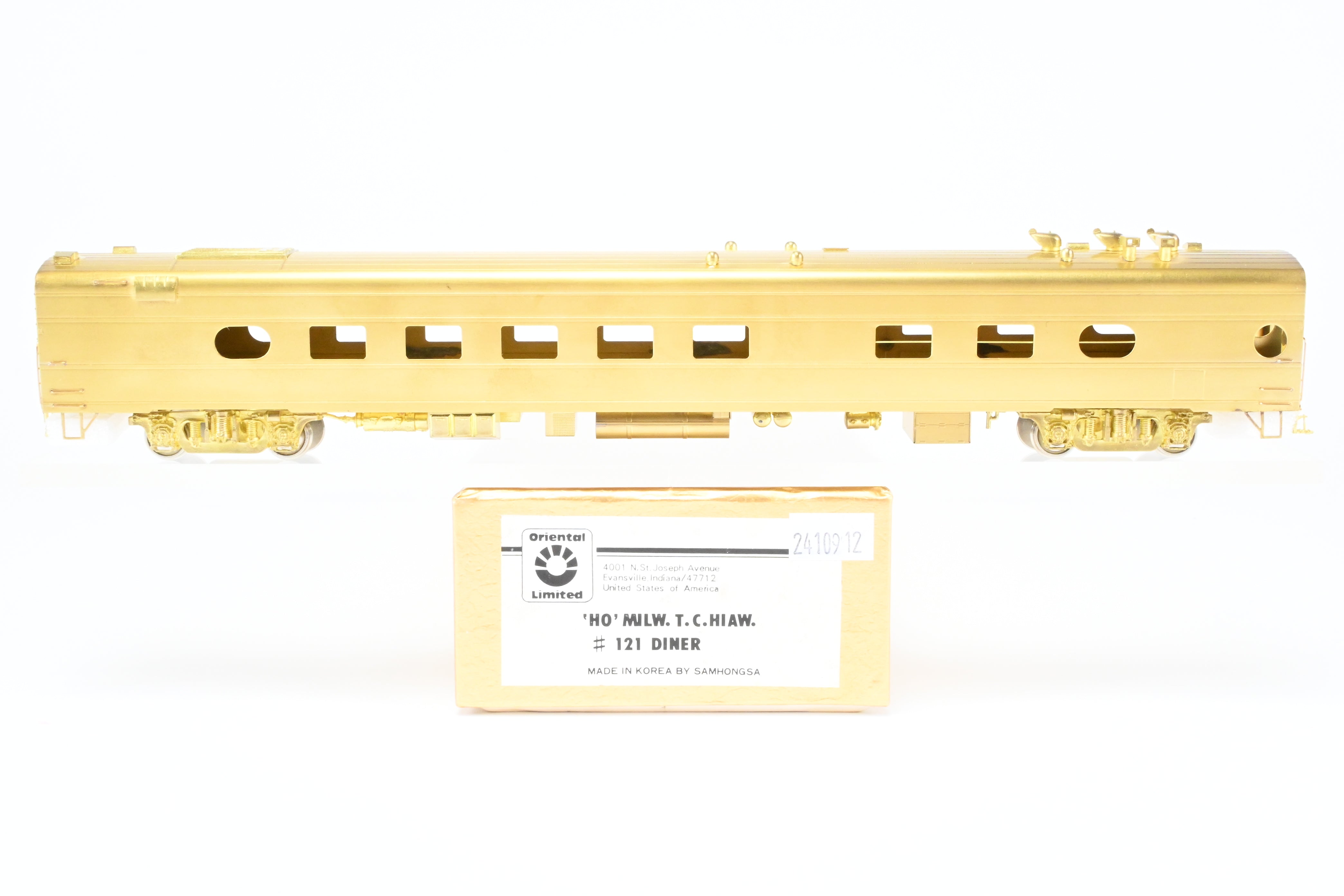 HO Scale Brass Oriental Limited Model Train Diner - Milwaukee Road Twin Cities Hiawatha #121 Replica