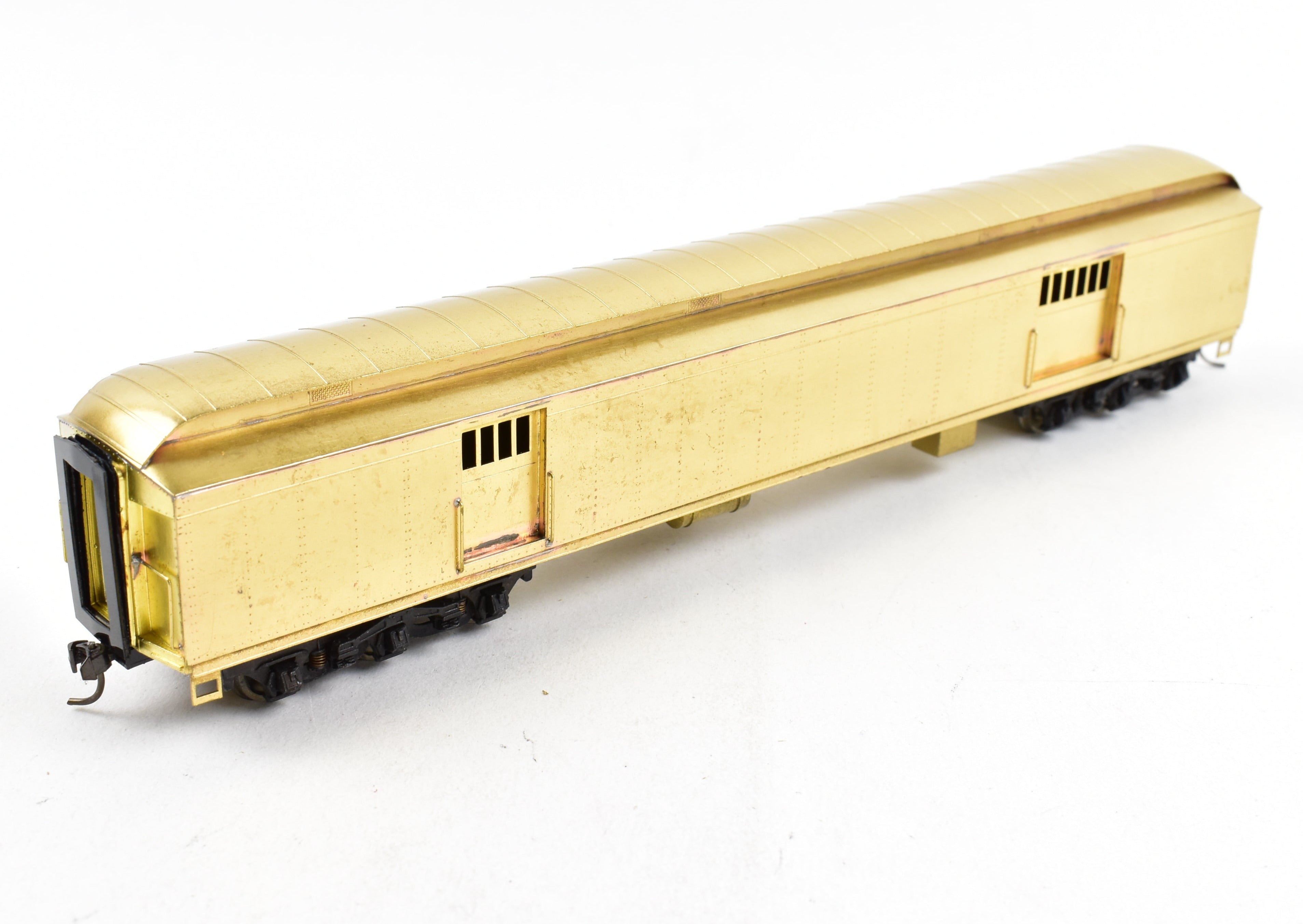 HO Scale Brass Lambert Model Train - Various Roads ATSF - Santa Fe Heavyweight Baggage Car with Central Valley Trucks