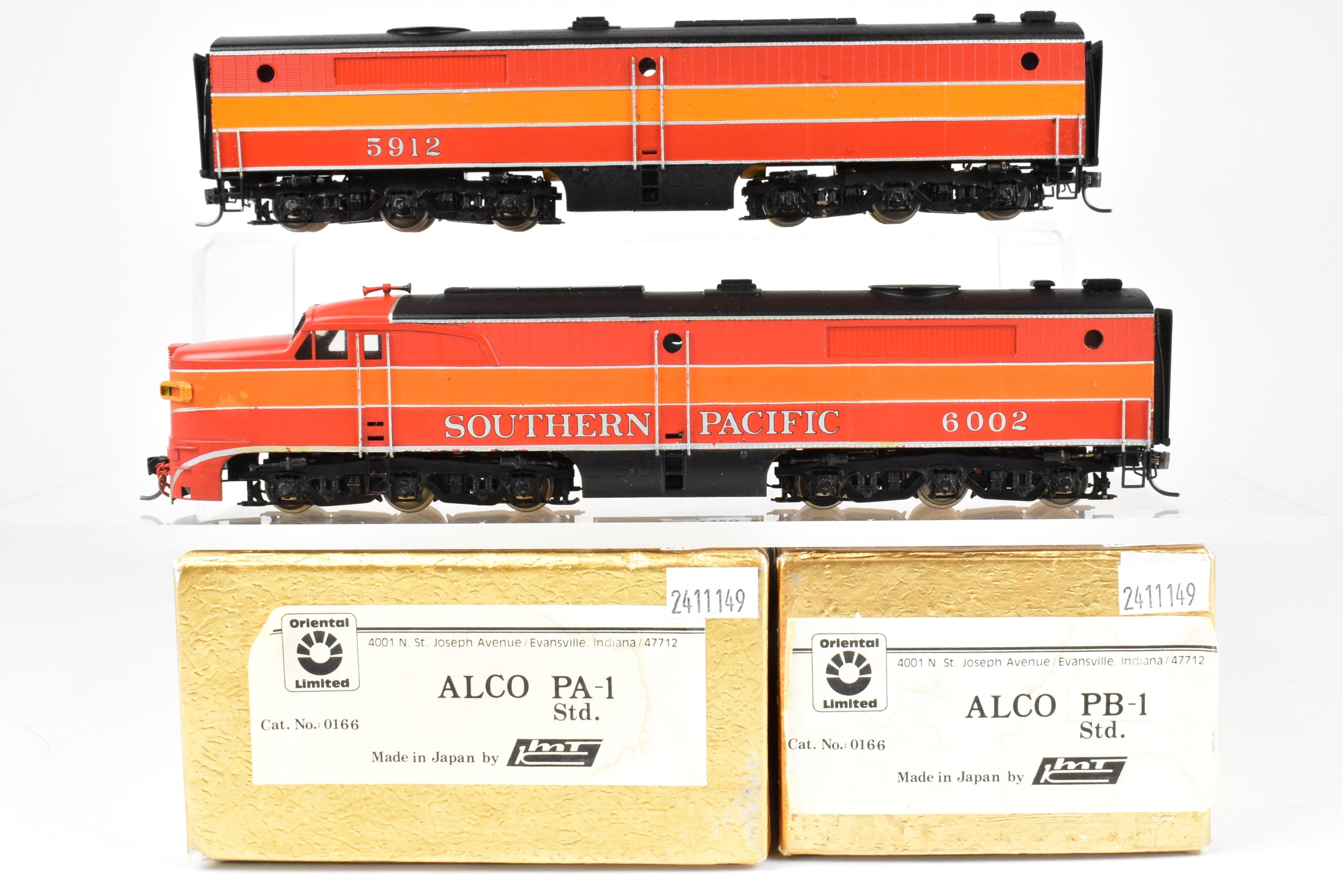 High - Quality HO Scale Brass Model Train Set - Southern Pacific Alco PA - 1/PB - 1 Limited Edition with Ajin Drives, DCC and Sound Function (CP Nos 6002/5912)