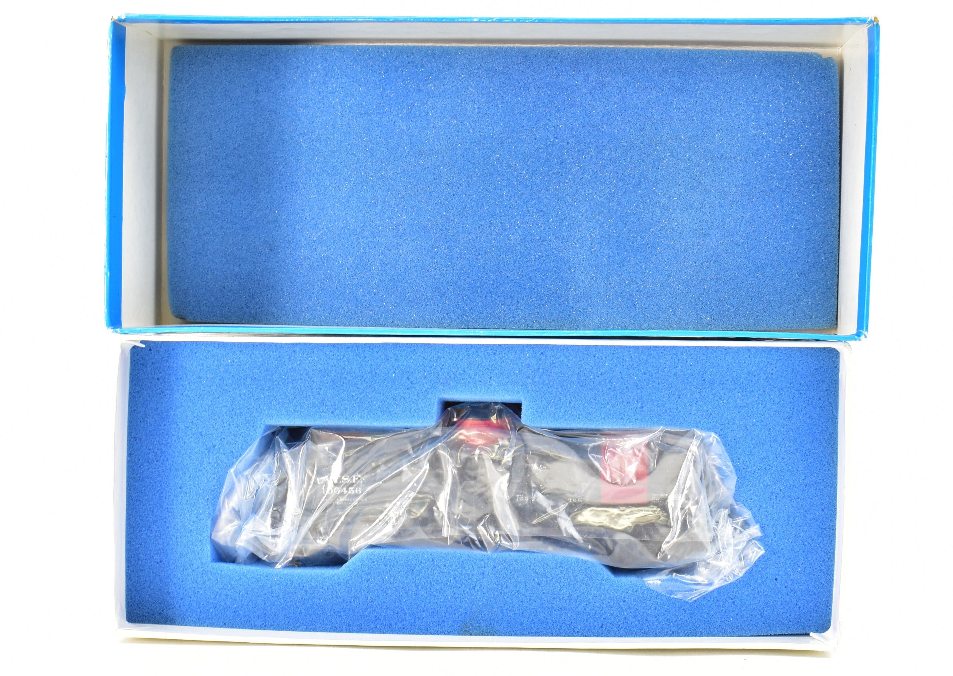 HO Scale Brass Model Pecos River Brass ATSF - Santa Fe Tk - k Tank Car with AB Brakes Featuring Custom Painted Design