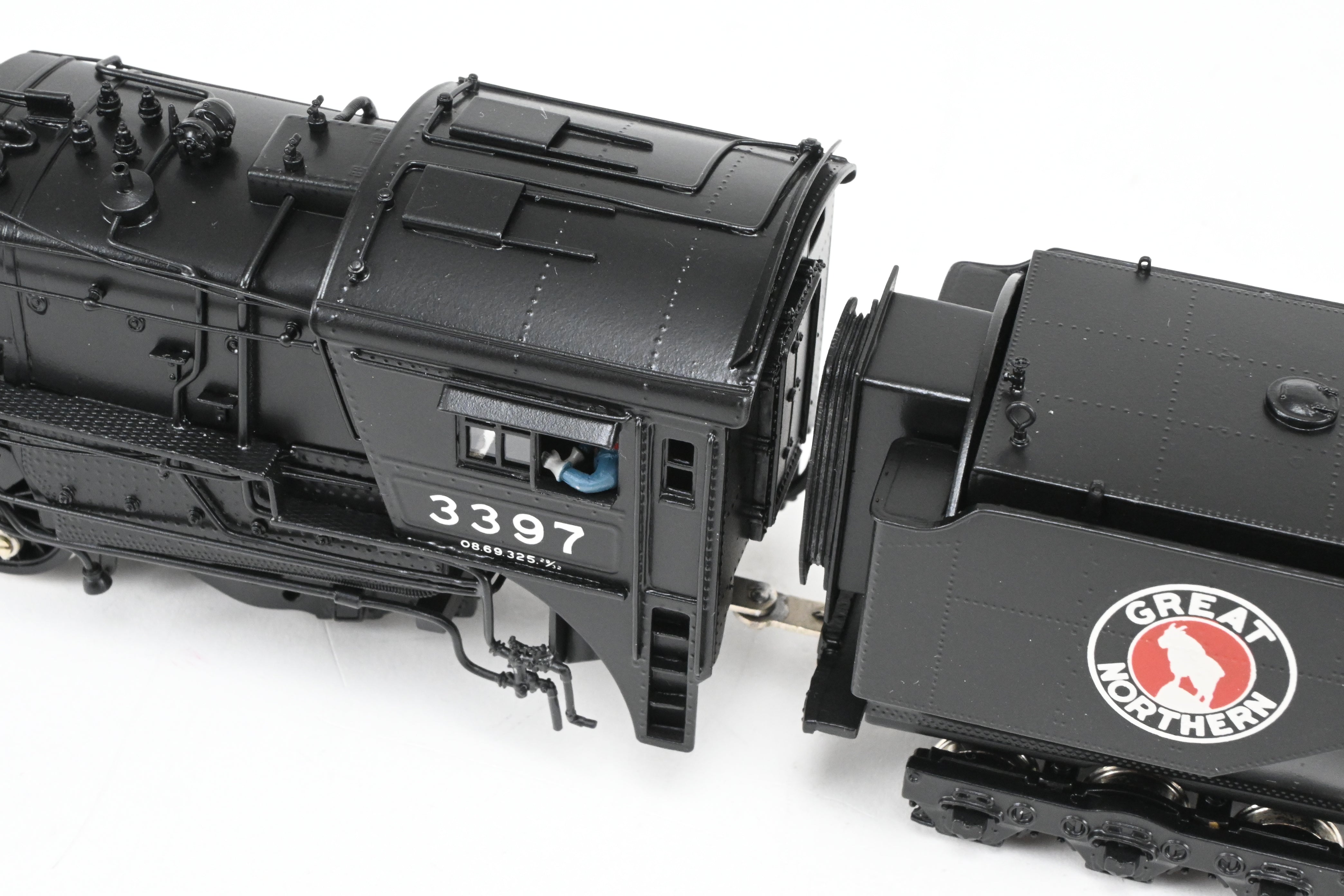 HO Scale Brass Model Train - Great Northern 2-8-2 Class O-8 Closed Cab, Professionally Painted by Jeff Lemke Trains, Inc., Sunset Models Imported