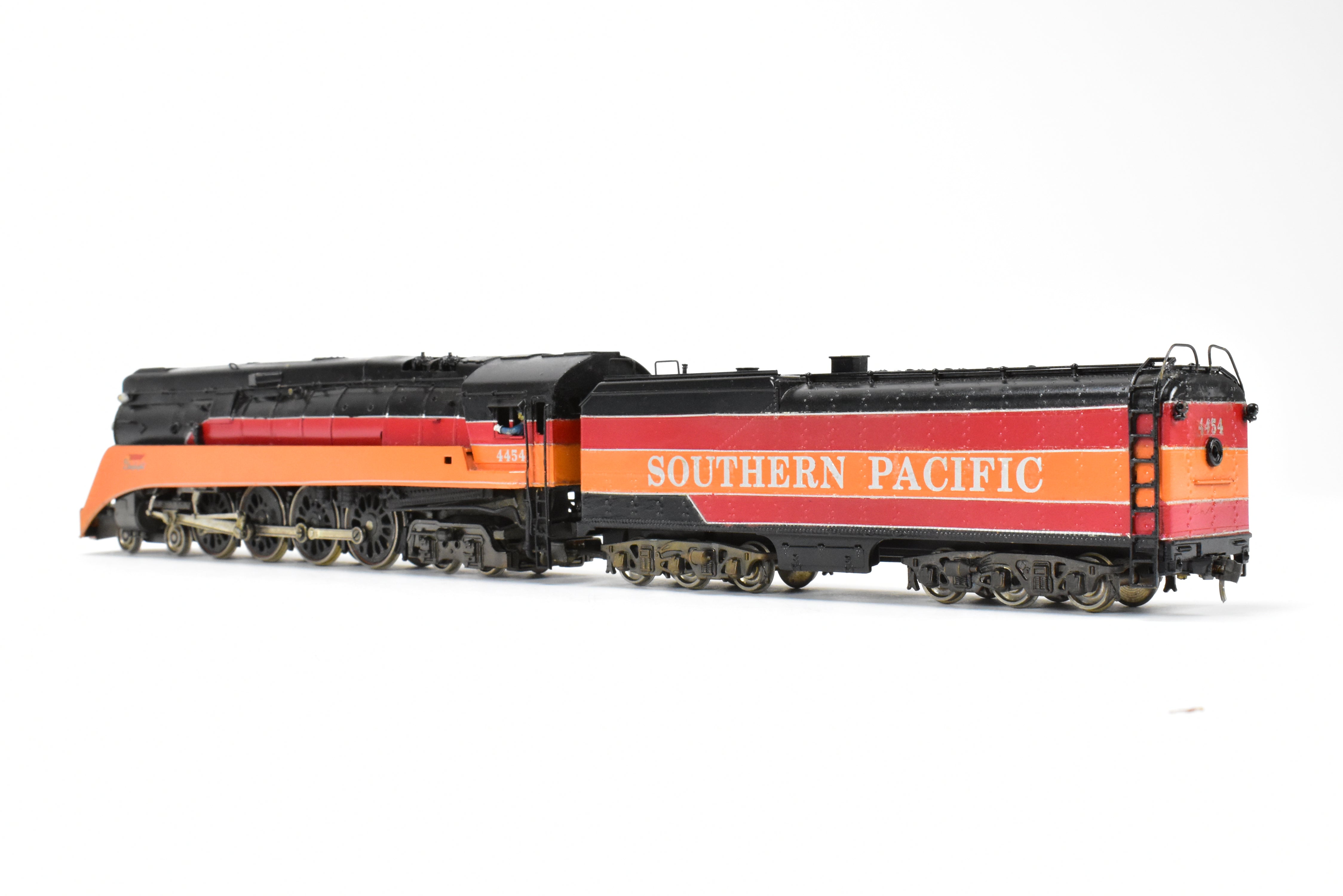 HO Scale Brass Model Train - Max Gray SP Southern Pacific Class GS - 4 4 - 8 - 4 Skirted CP Daylight Locomotive #4454