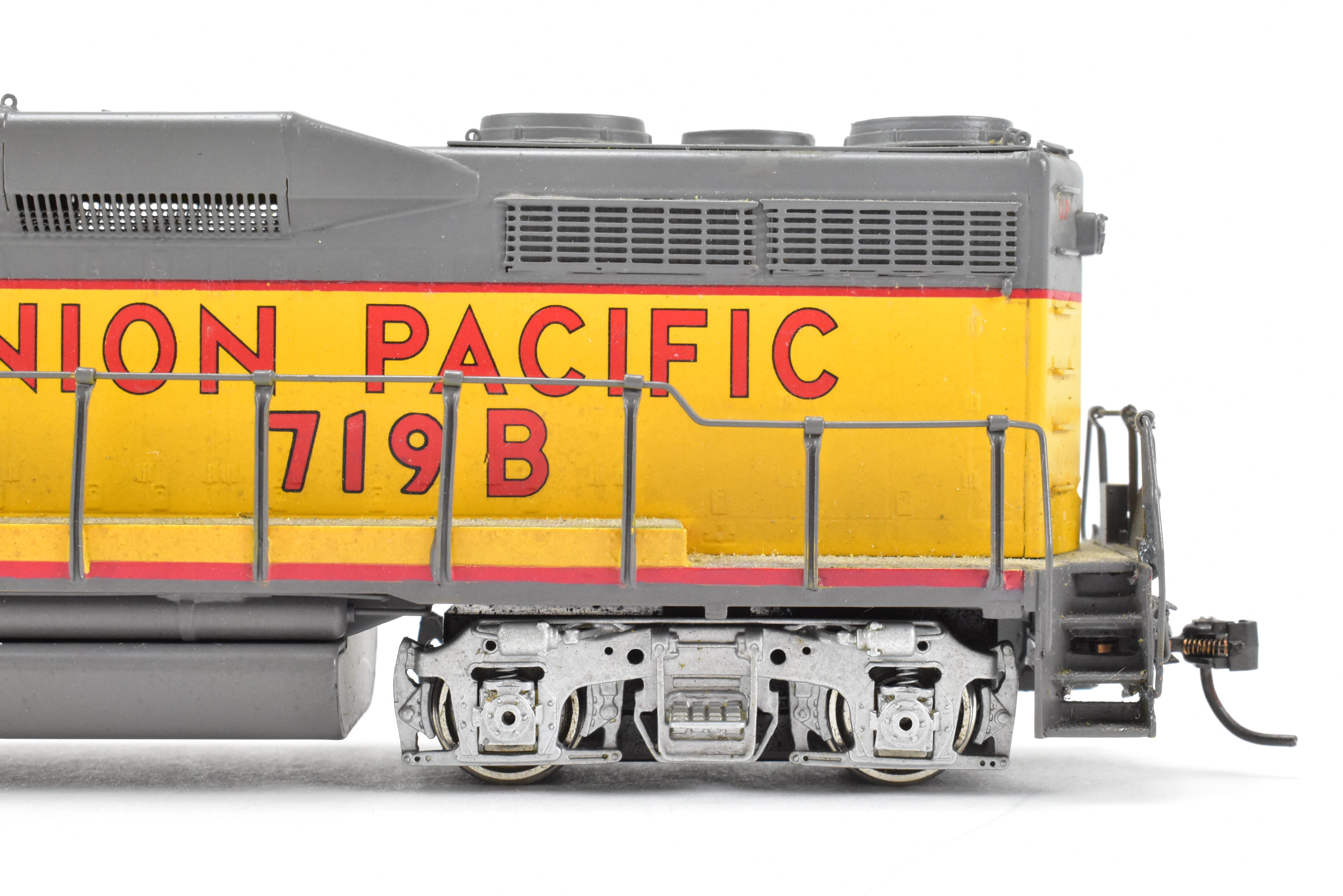 HO Scale Brass Model Train - Union Pacific EMD GP30B Cabless Locomotive, Road Number 719B from Oriental Limited
