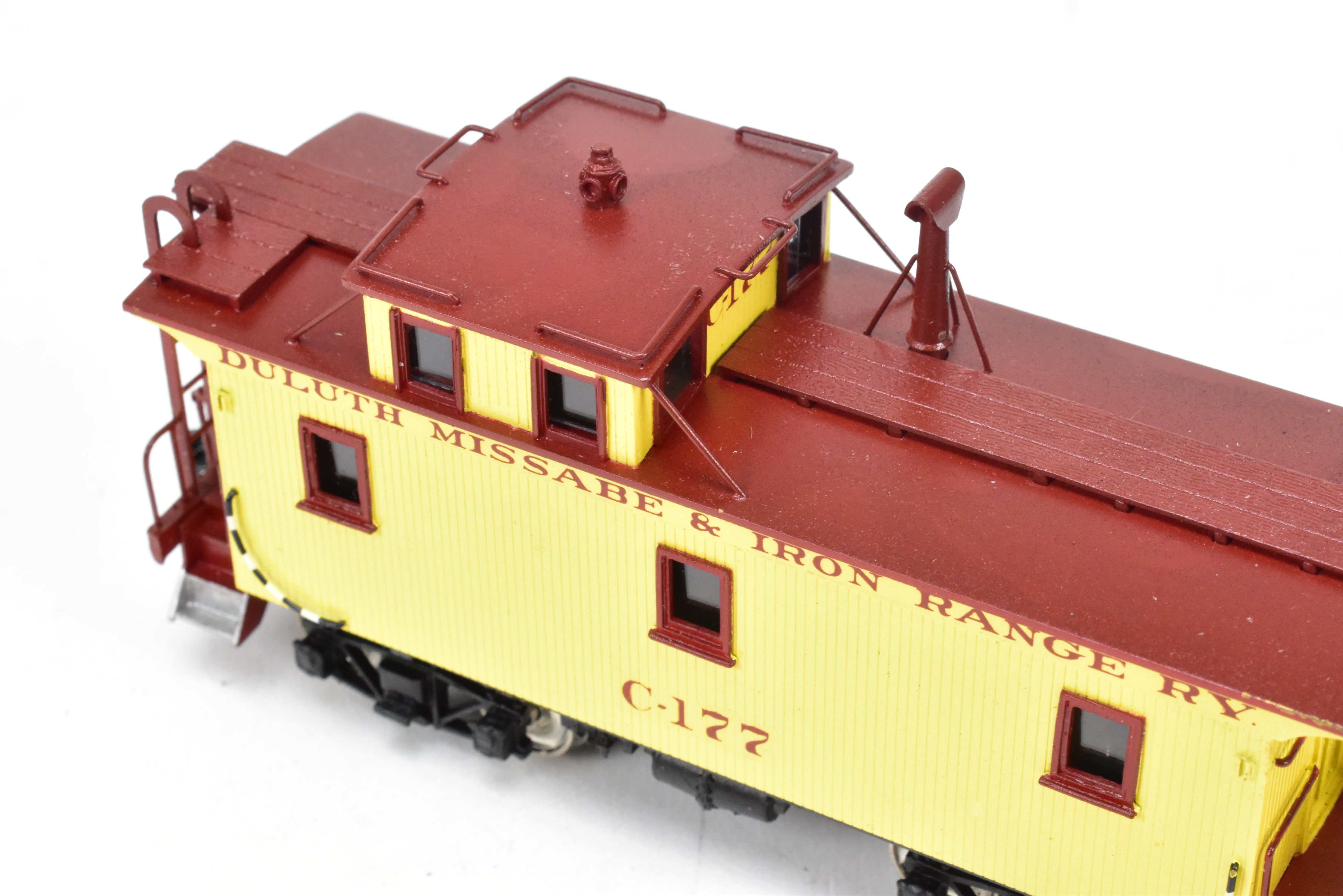 HO Scale Brass Pacific Fast Mail Model - SKI Duluth Missabe & Iron Range Wood Caboose FP, Factory Painted and Numbered C - 177
