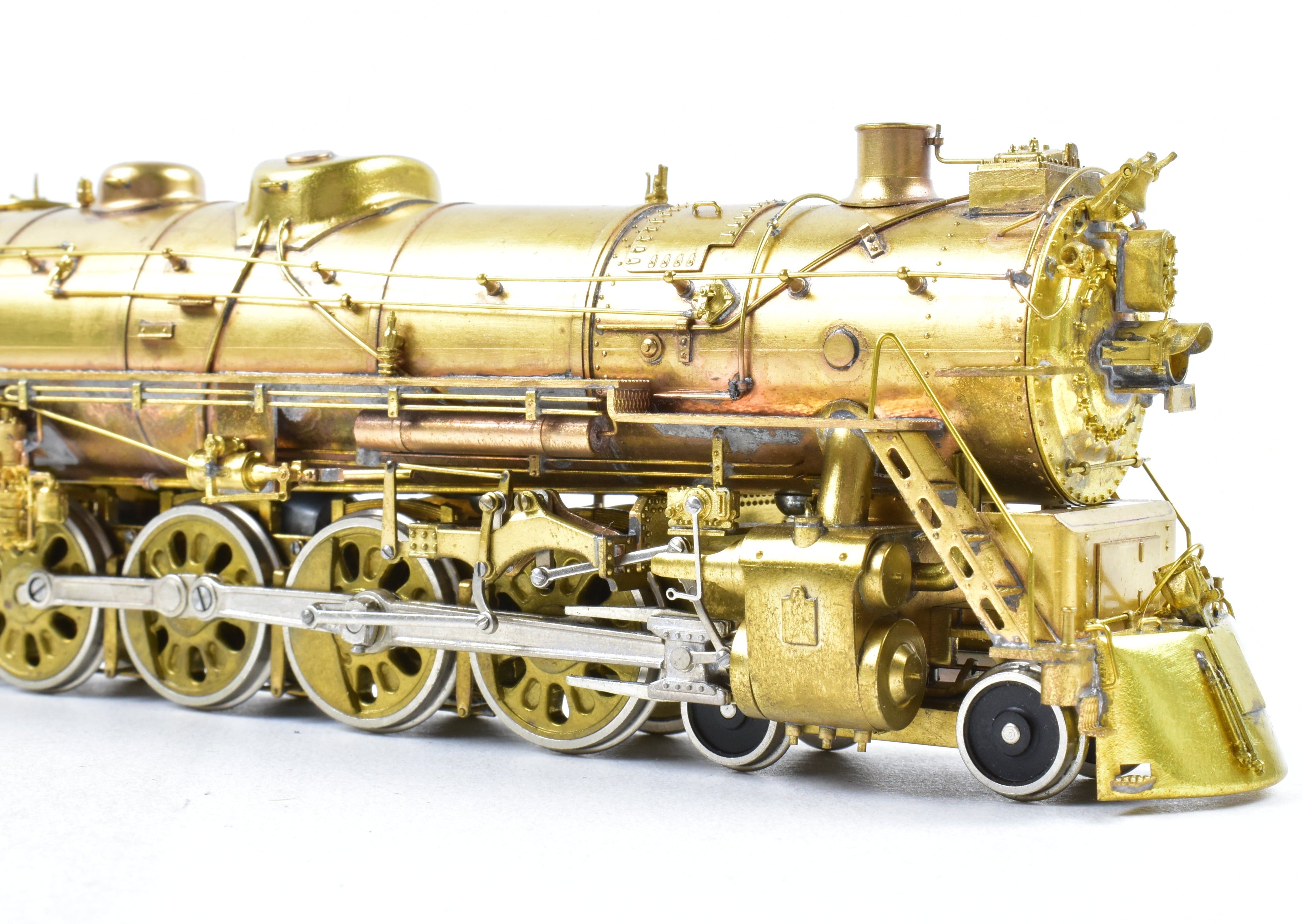 High - Quality HO Scale Brass Pacific Fast Mail (PFM) Model Train - Toby CB&Q - Burlington Route 4 - 8 - 4 Class O - 5, 1963 Run Crown Edition
