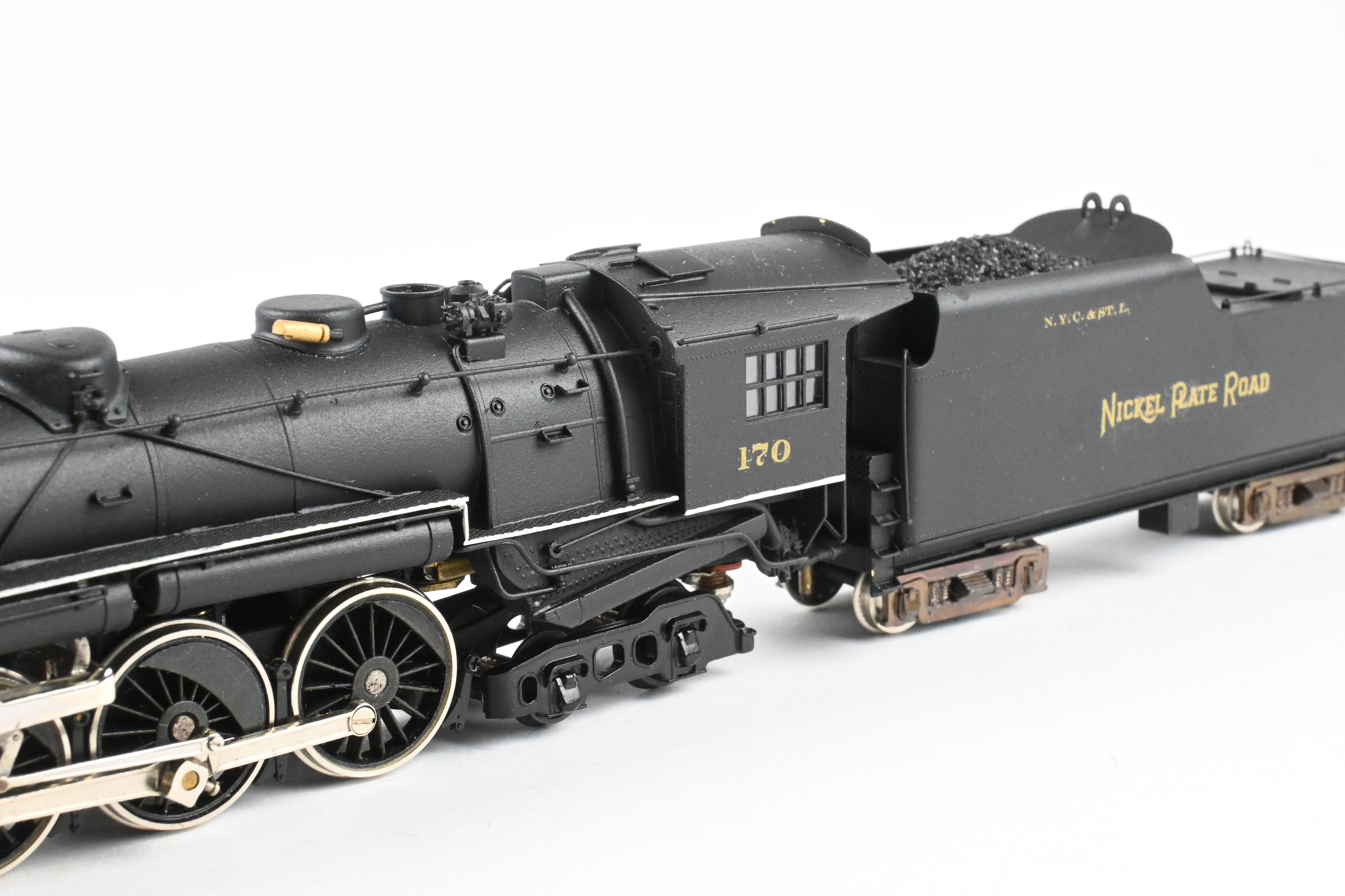 HO Scale Brass Model Train - Nickel Plate Products (NPP) Nickel Plate Road Class L - 1a 4 - 6 - 4 Steam Locomotive without Elephant Ears, Custom Painted Number 170