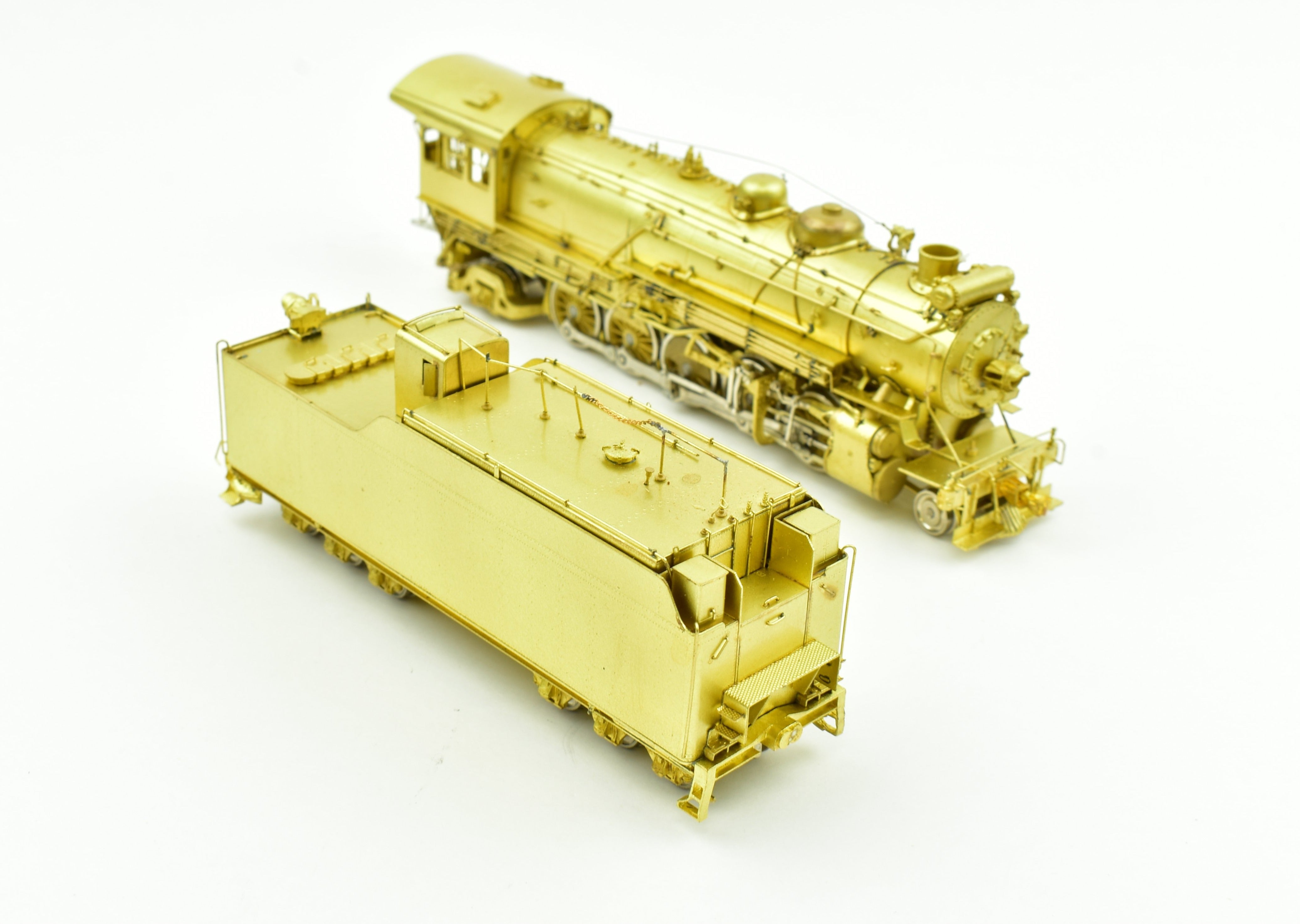 HO Scale Brass Model of Texas & Pacific Class G - 1b 2 - 10 - 2 Santa Fe Locomotive by Pecos River Brass