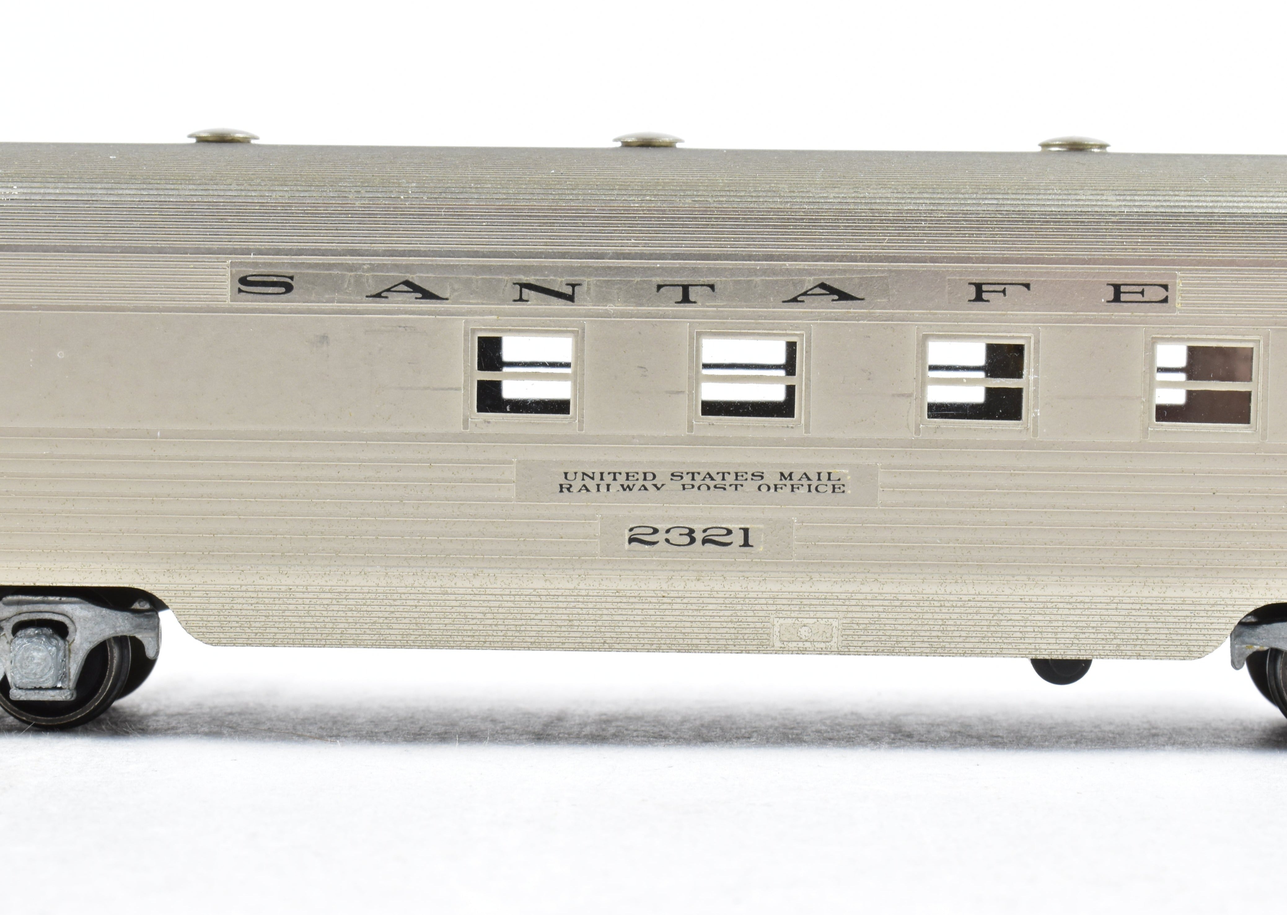 HO Brass Lambert ATSF - Santa Fe 60' Streamlined RPO Car w/ Central Valley Trucks