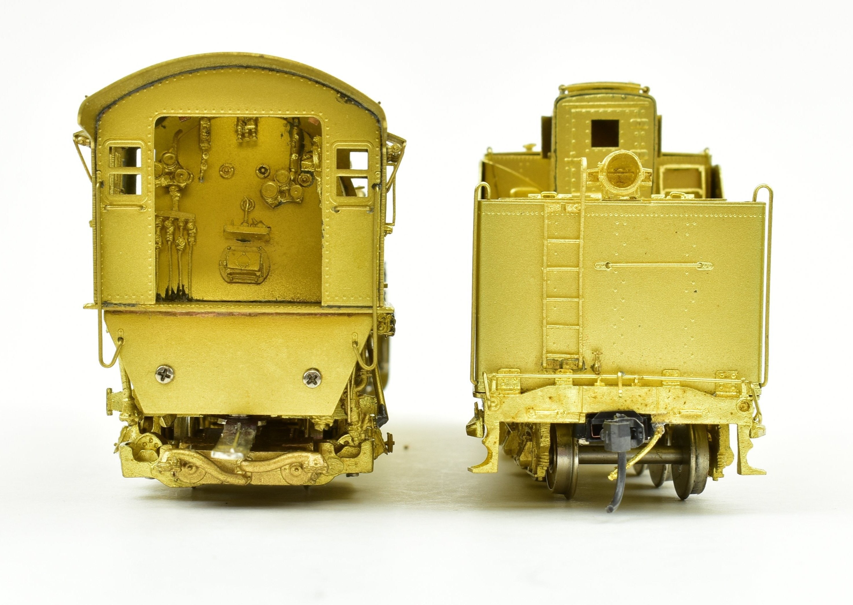 HO Scale Brass Model of Texas & Pacific Class G - 1b 2 - 10 - 2 Santa Fe Locomotive by Pecos River Brass