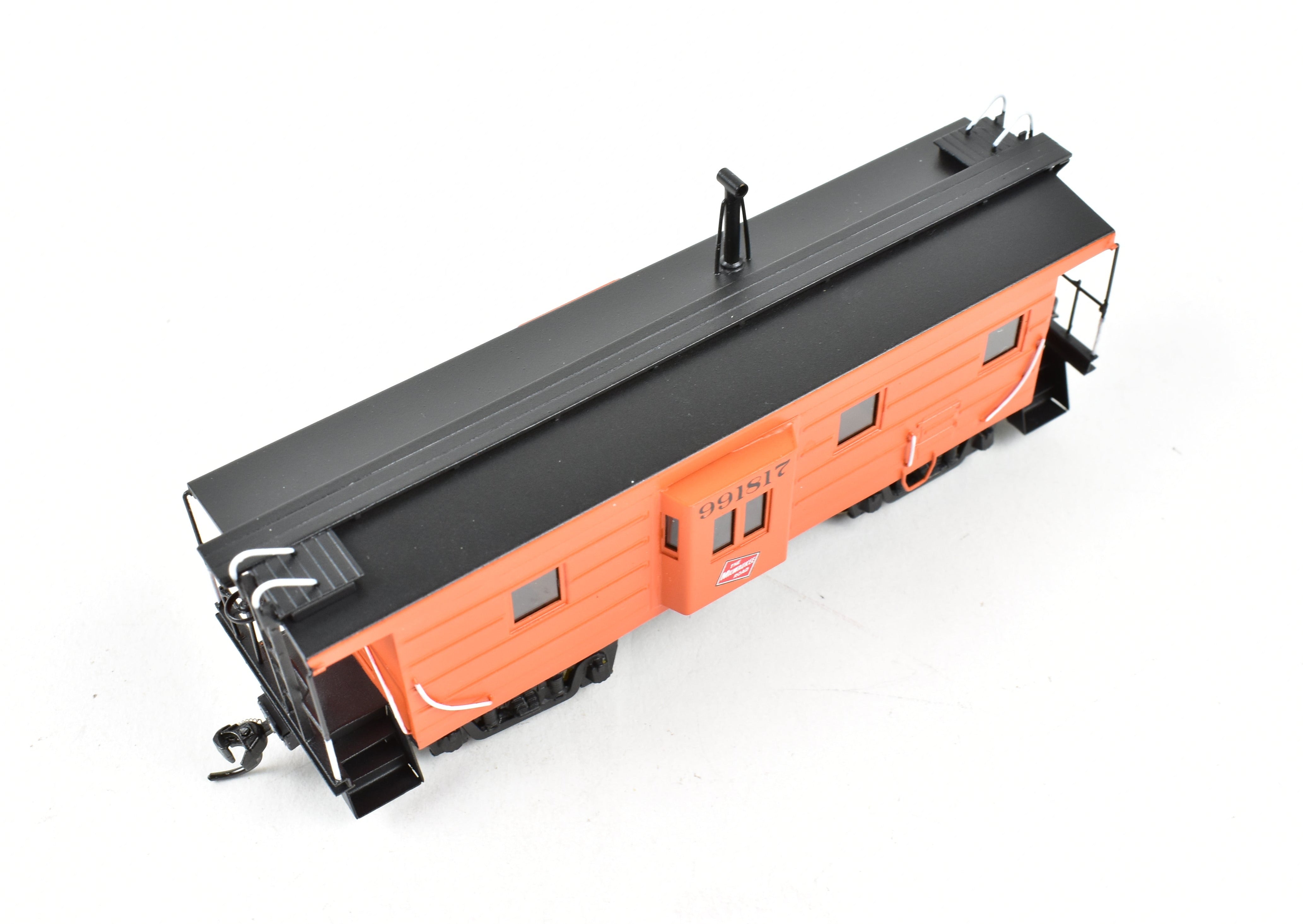 HO Scale Brass Nickel Plate Products Milwaukee Road Bay Window Caboose Pro-Painted #991817
