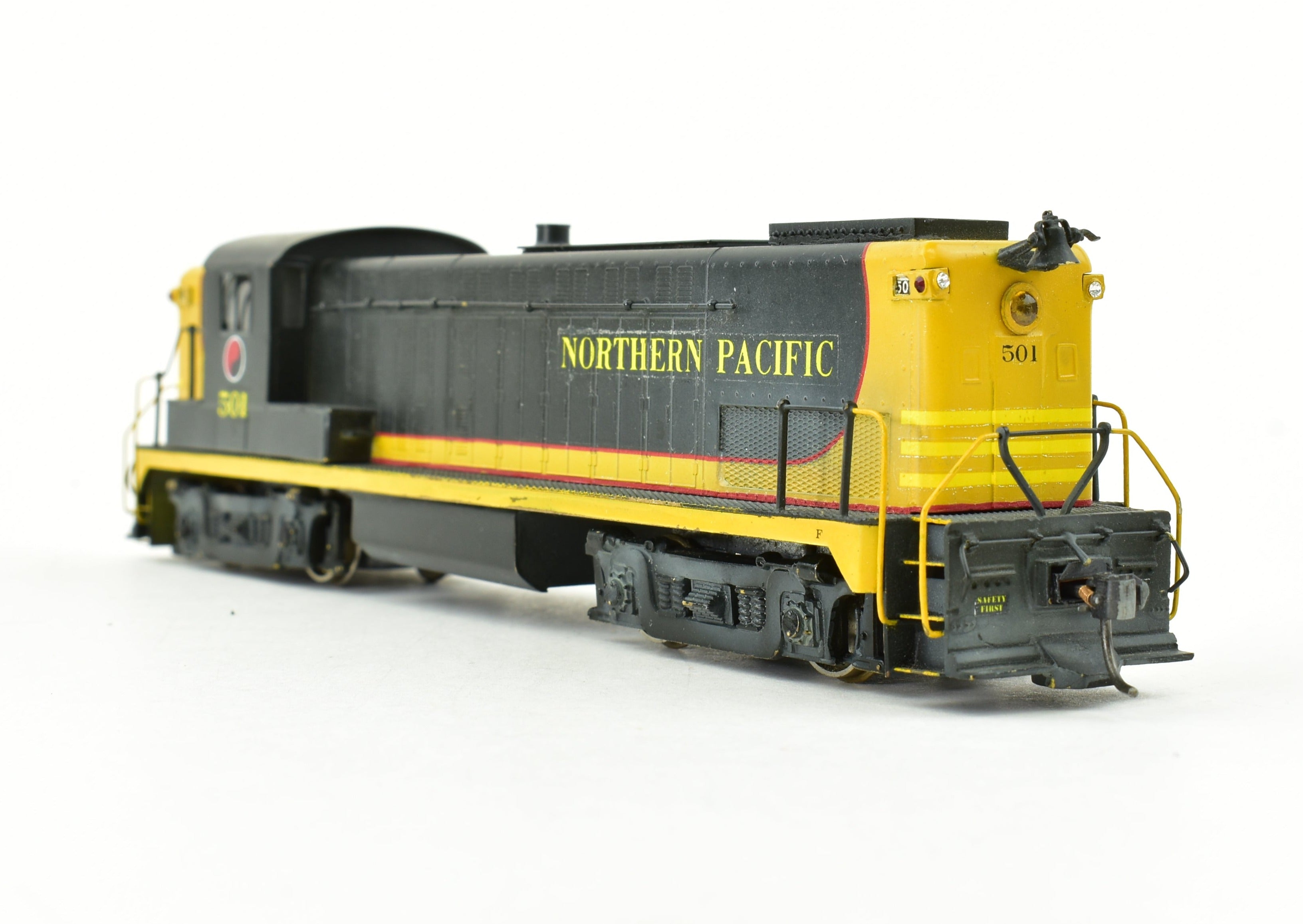 HO Scale Northern Pacific Baldwin DS - 14 Custom - Painted Brass Diesel Model