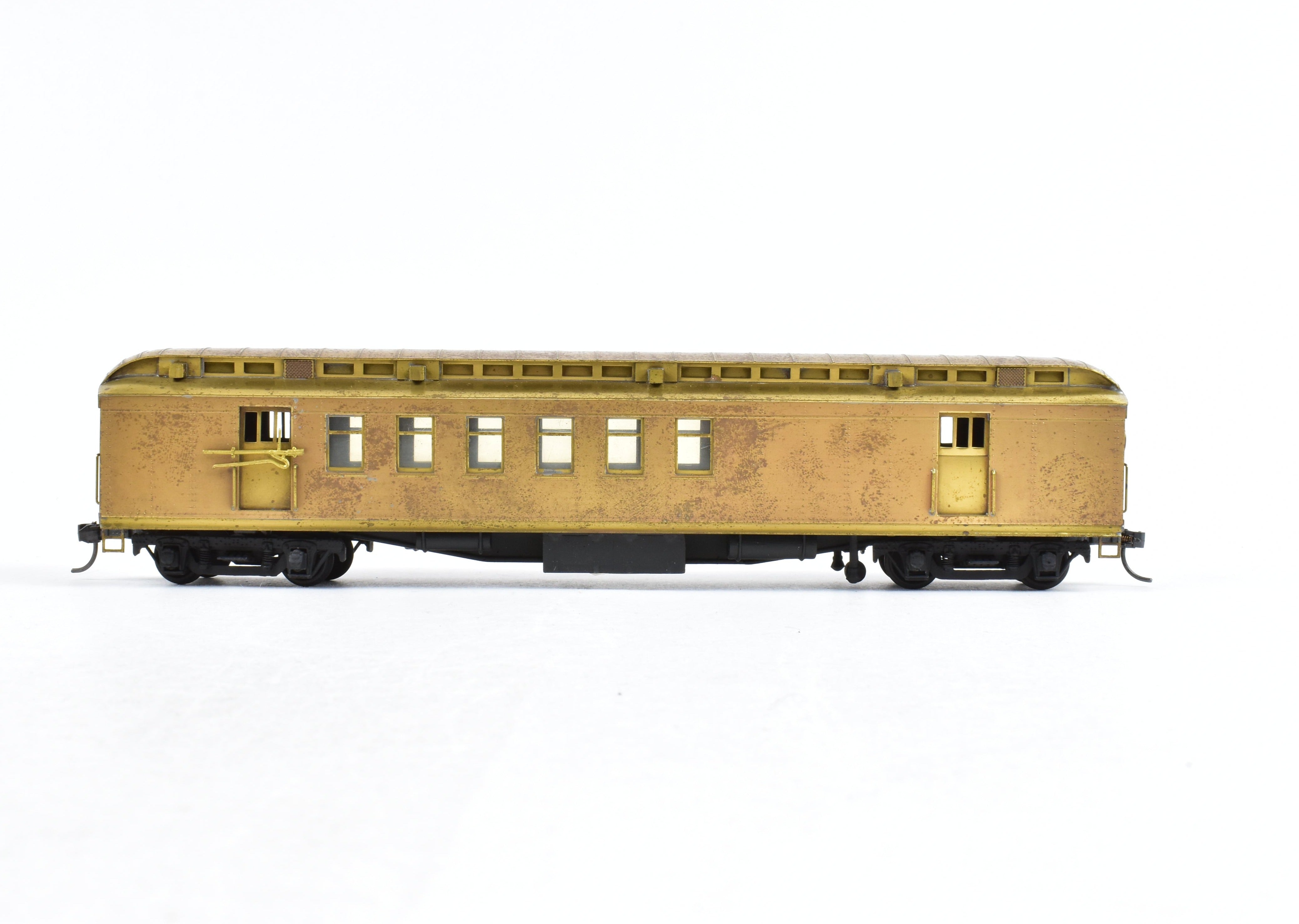 HO Scale Brass Suydam Model of AT&SF - Santa Fe Heavyweight 60-Foot Railway Post Office (RPO) with Central Valley Trucks