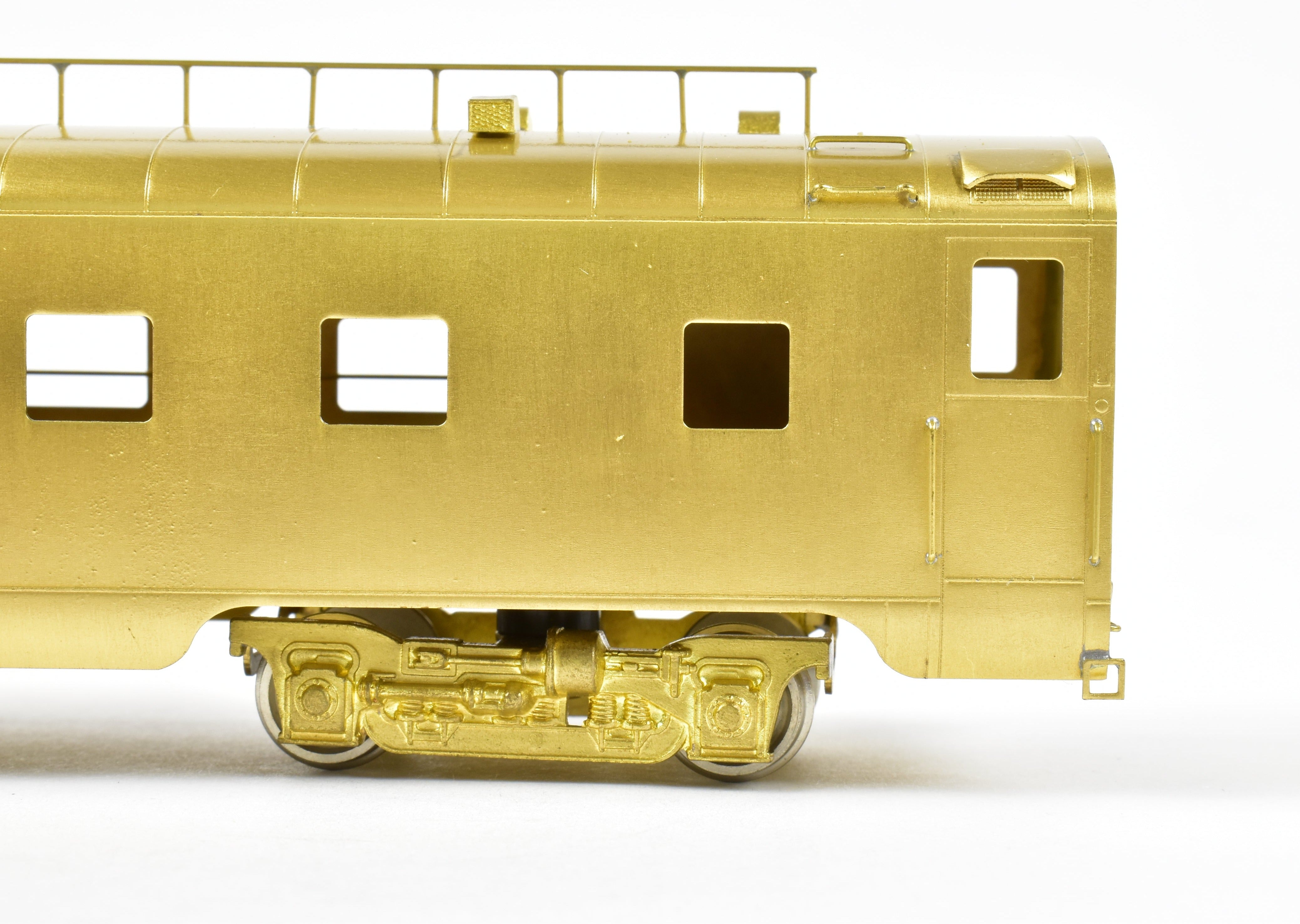 HO Brass Oriental Limited NP - 1948 North Coast Limited Sleeper Observation 390 with Skirts