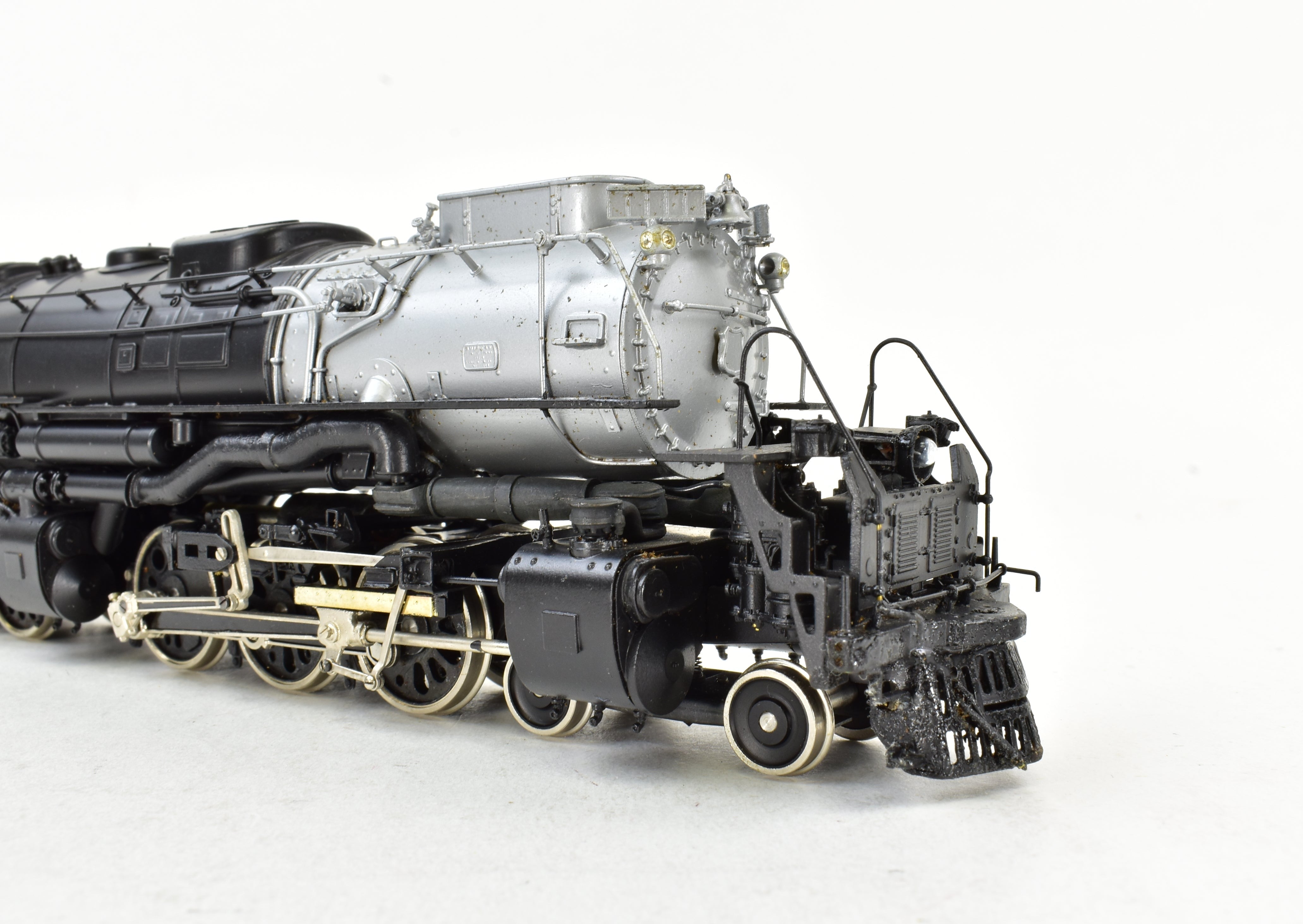 HO Scale Brass PFM - Tenshodo Union Pacific 4-6-6-4 Challenger 1975 Crown Steam Locomotive Model