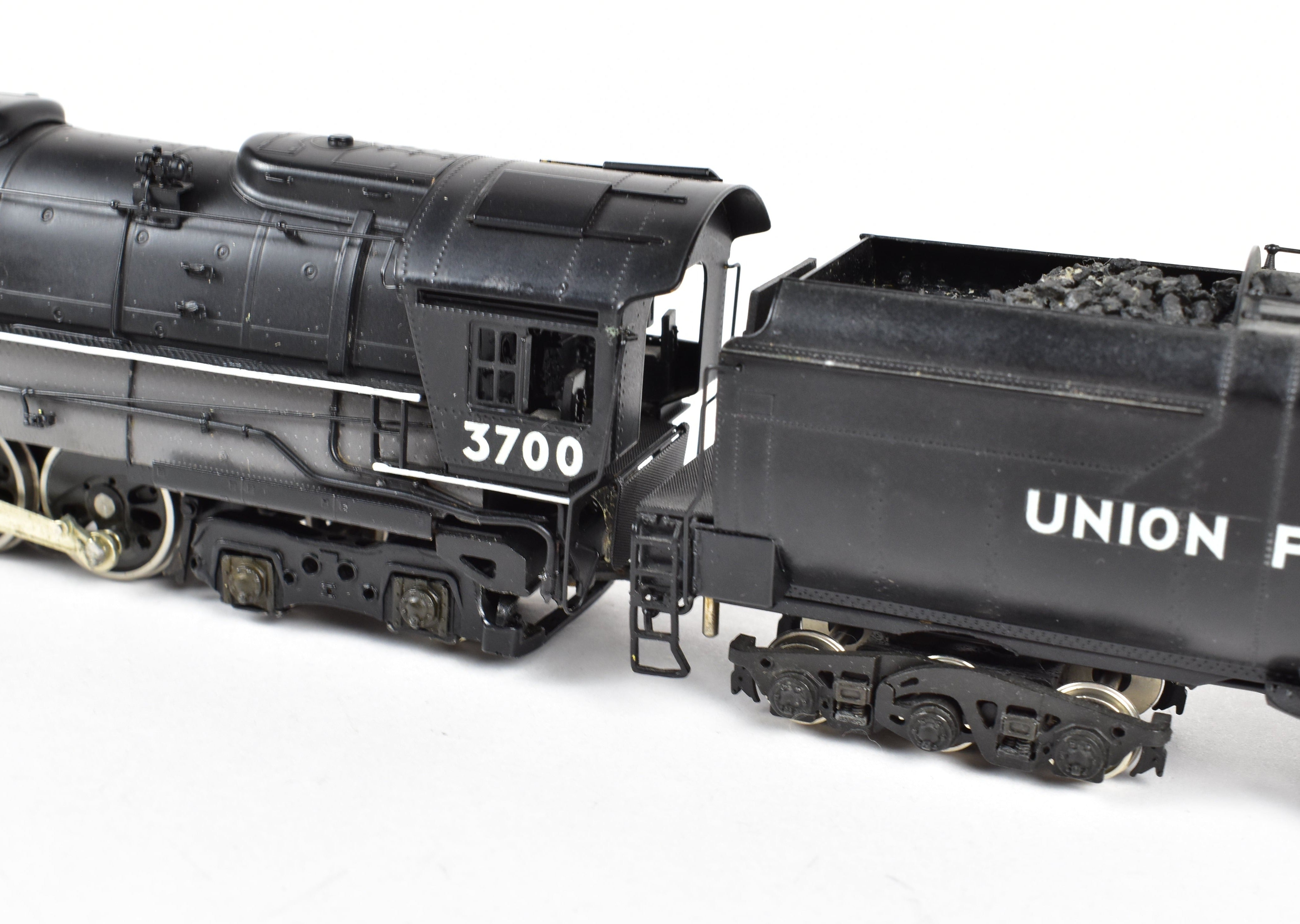 HO Brass Key Imports UP - 1984 Union Pacific 3700 Class 4-6-6-4 Challenger Coal Locomotive, C.S. No. 23 Factory Painted