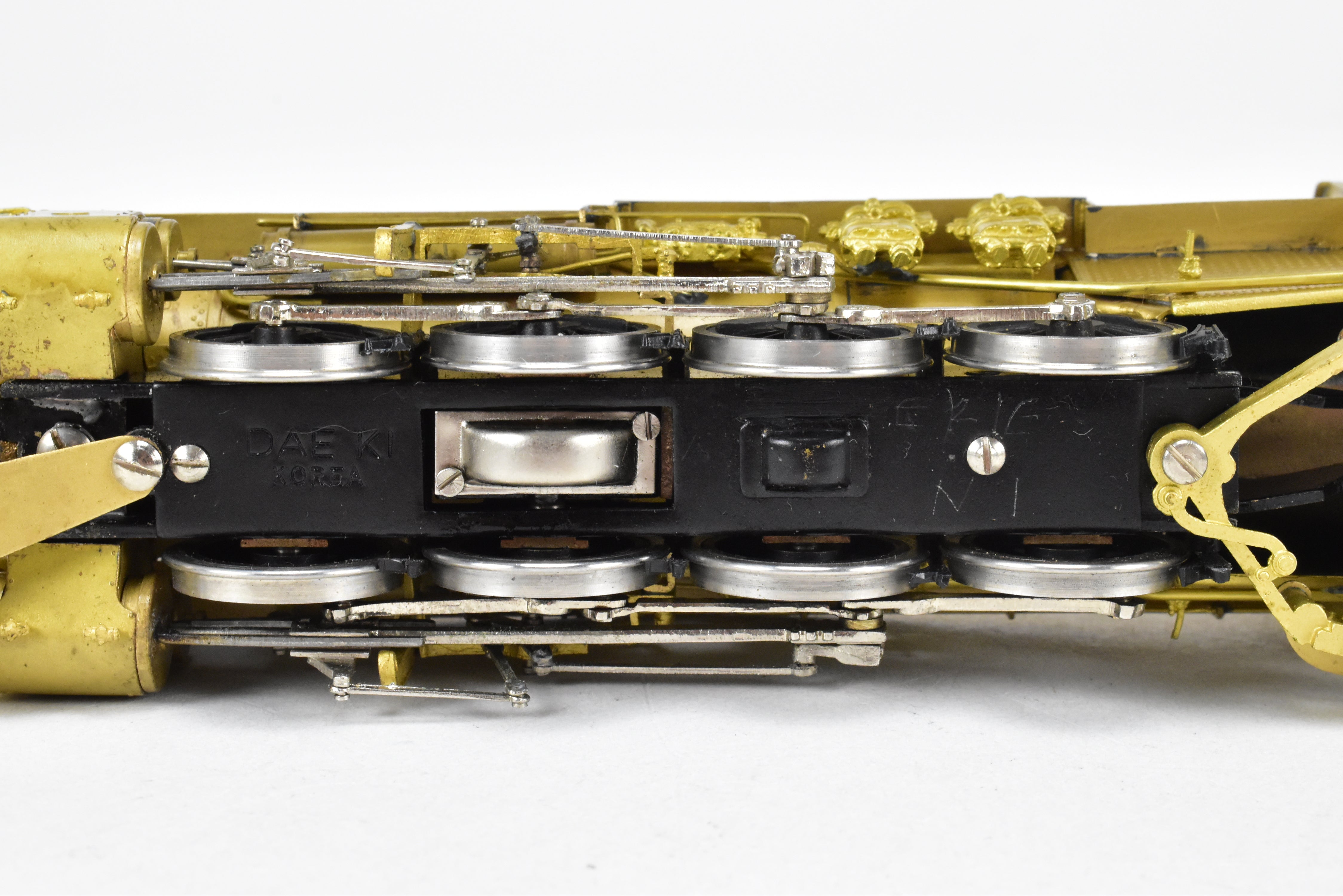 High - Quality HO Scale Brass Nickel - Plated Erie Railroad N - 1 2 - 8 - 2 Model Train by NPP - Nickel Plate Products