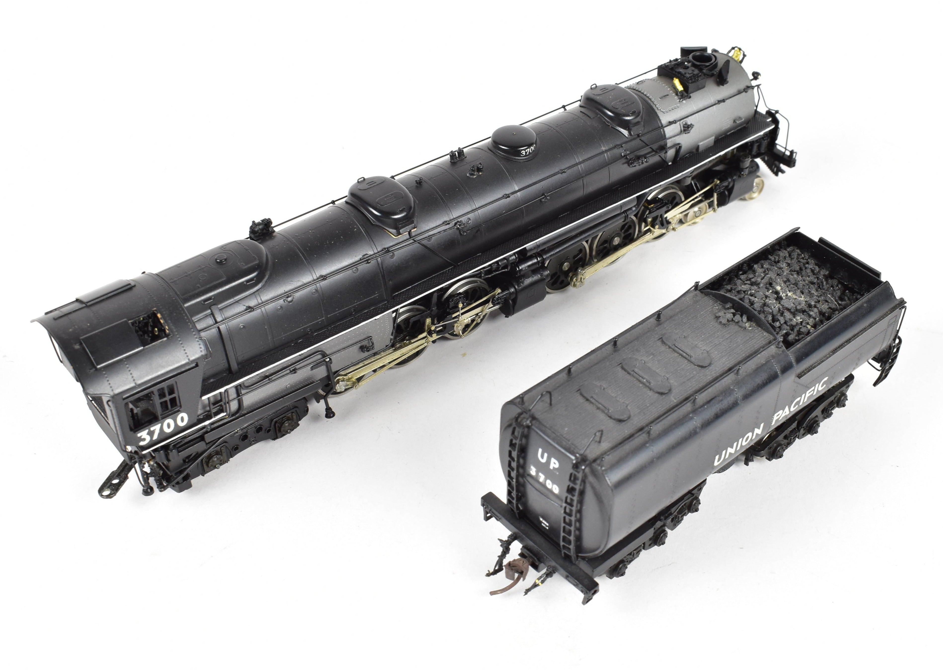 HO Brass Key Imports UP - 1984 Union Pacific 3700 Class 4-6-6-4 Challenger Coal Locomotive, C.S. No. 23 Factory Painted