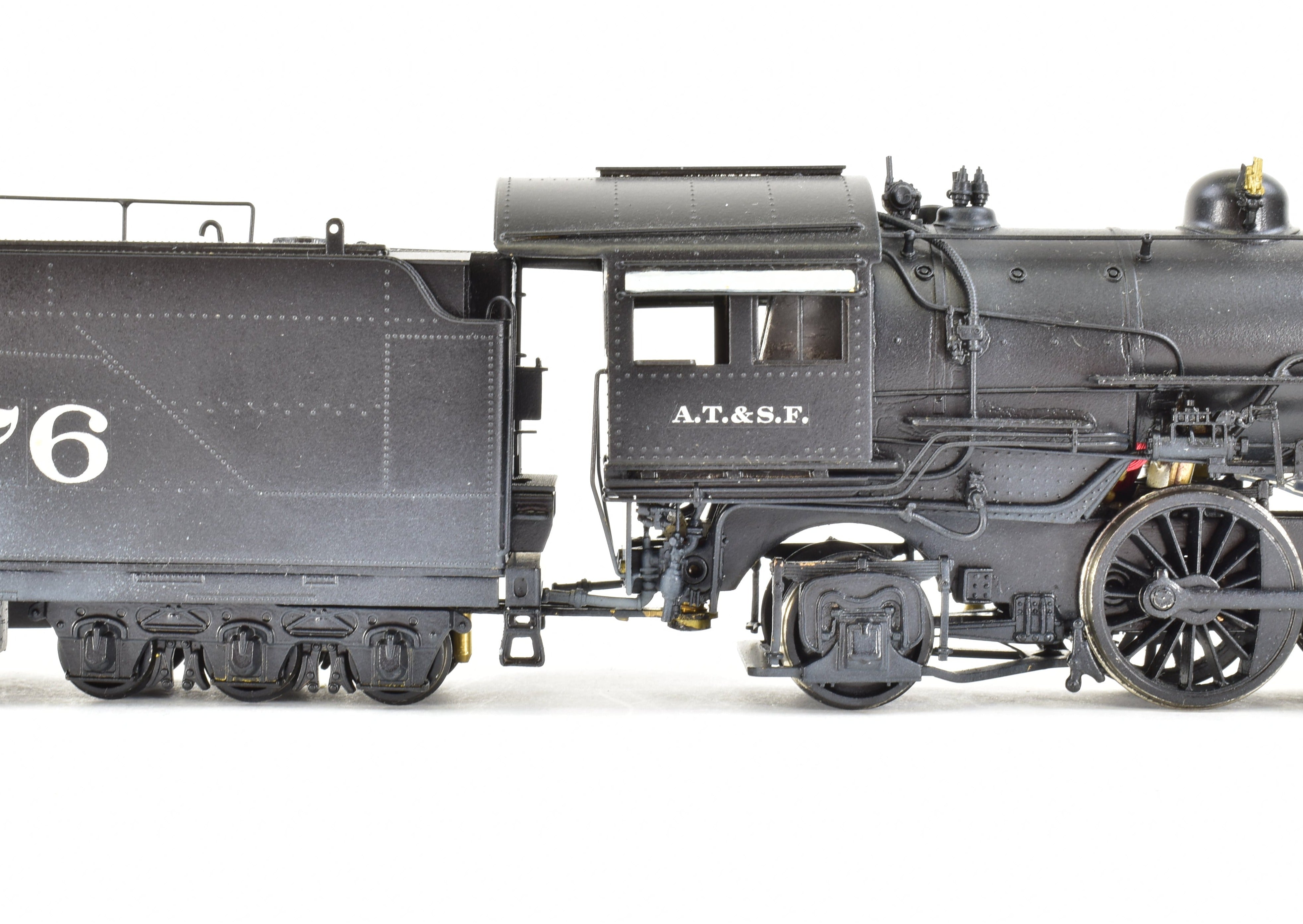 Hallmark HO Scale Brass Pacific Fast Mail Model Train - Fujiyama ATSF Santa Fe 4-6-2 Class 1337 Custom Painted with Exquisite Details