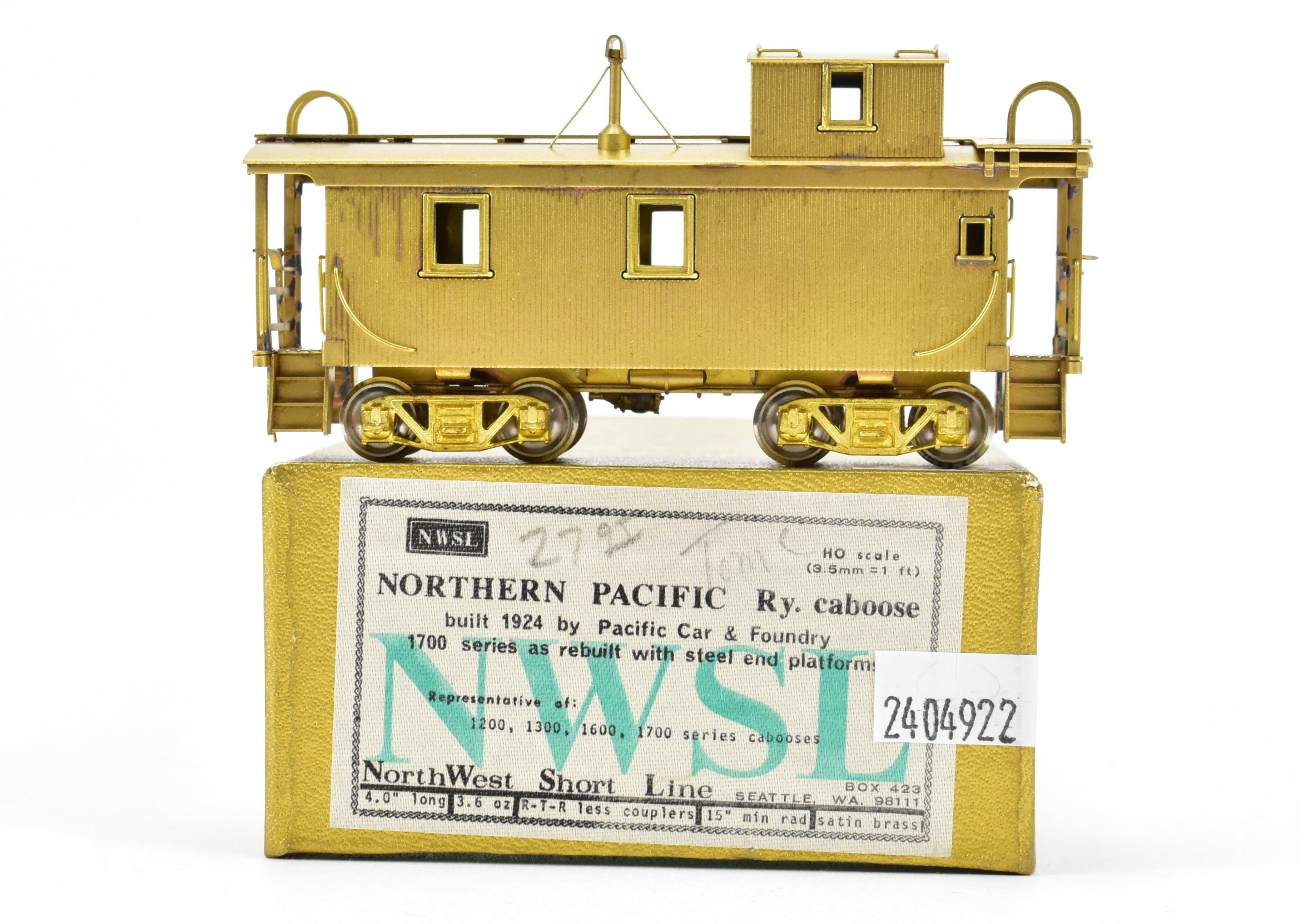 HO Brass Northwest Short Line & Northern Pacific 1700 Series Wood Caboose Model