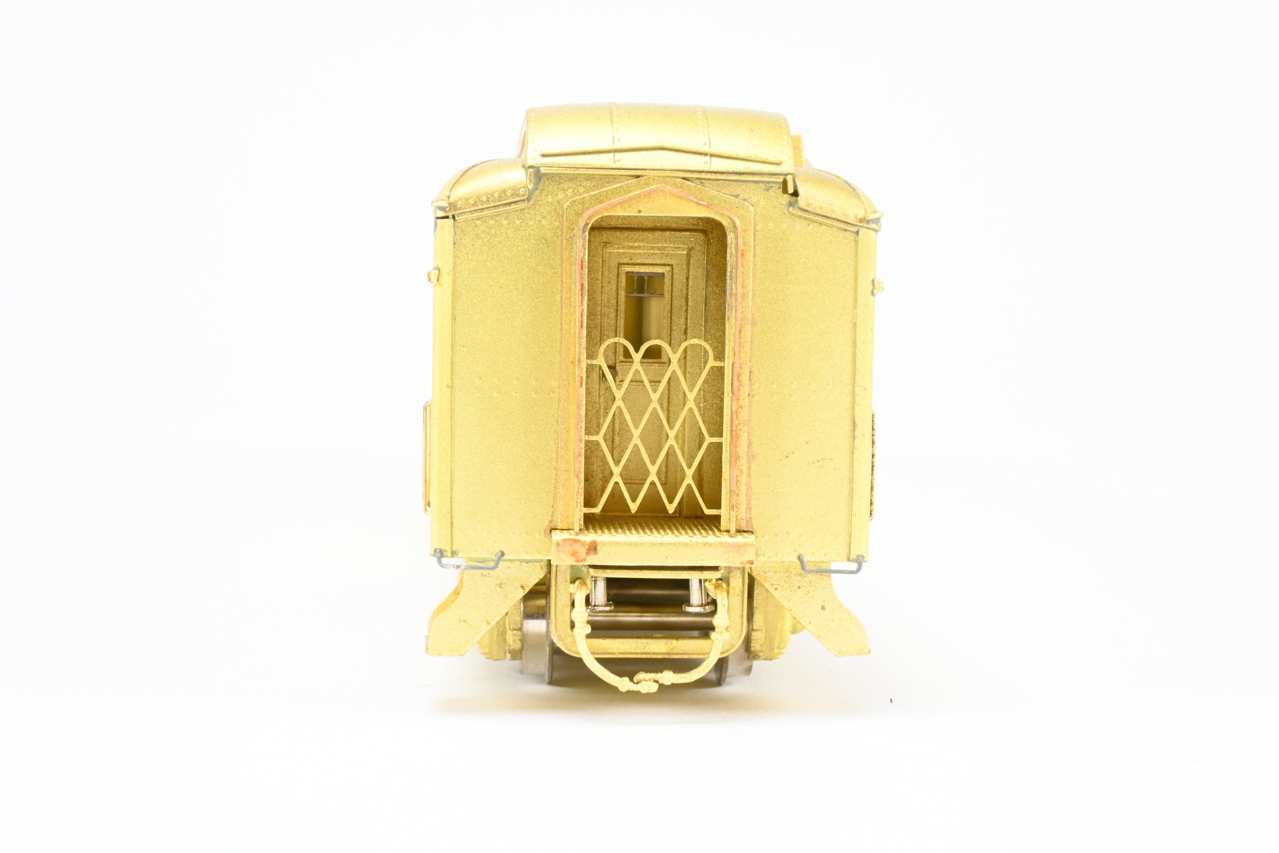 HO Brass Oriental Limited 8-1-2 Heavyweight Sleeper with Ice AC