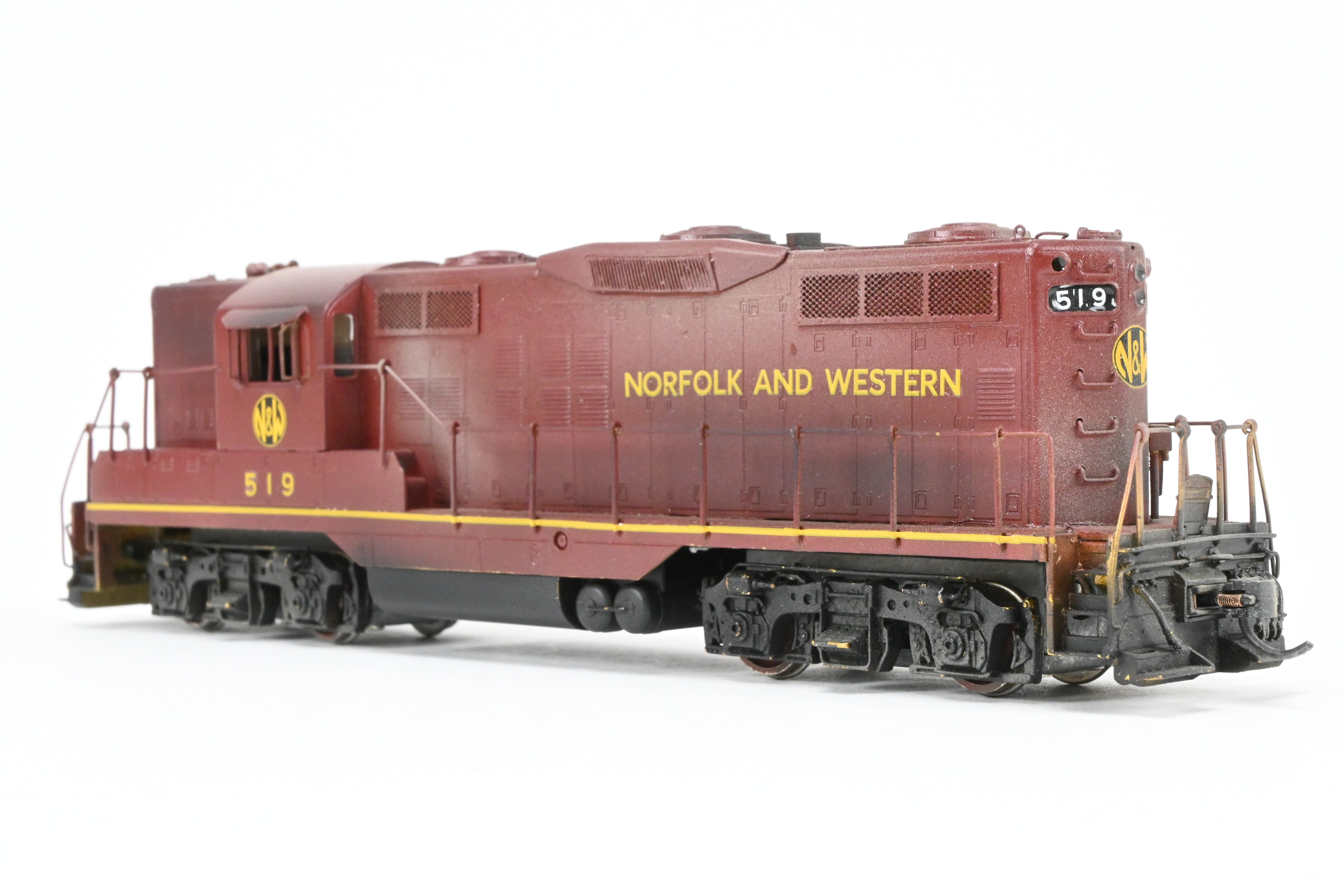 HO Scale Brass N&W Norfolk & Western EMD GP9 1750 HP Late Version with 48 Fans & Brakes