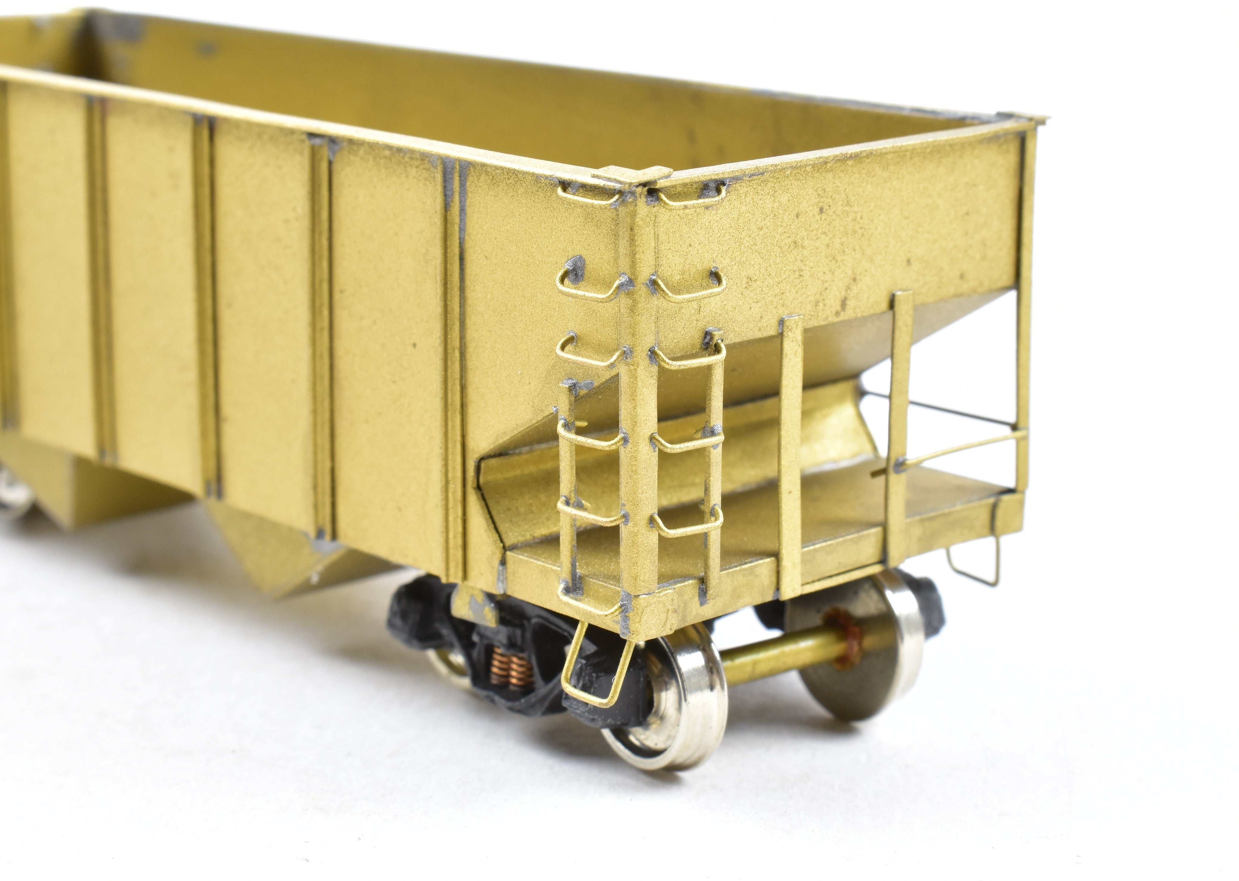 High - Quality HO Scale Brass USRA 55 Ton Hopper Model Custom - Made by NJ for Various Road Applications