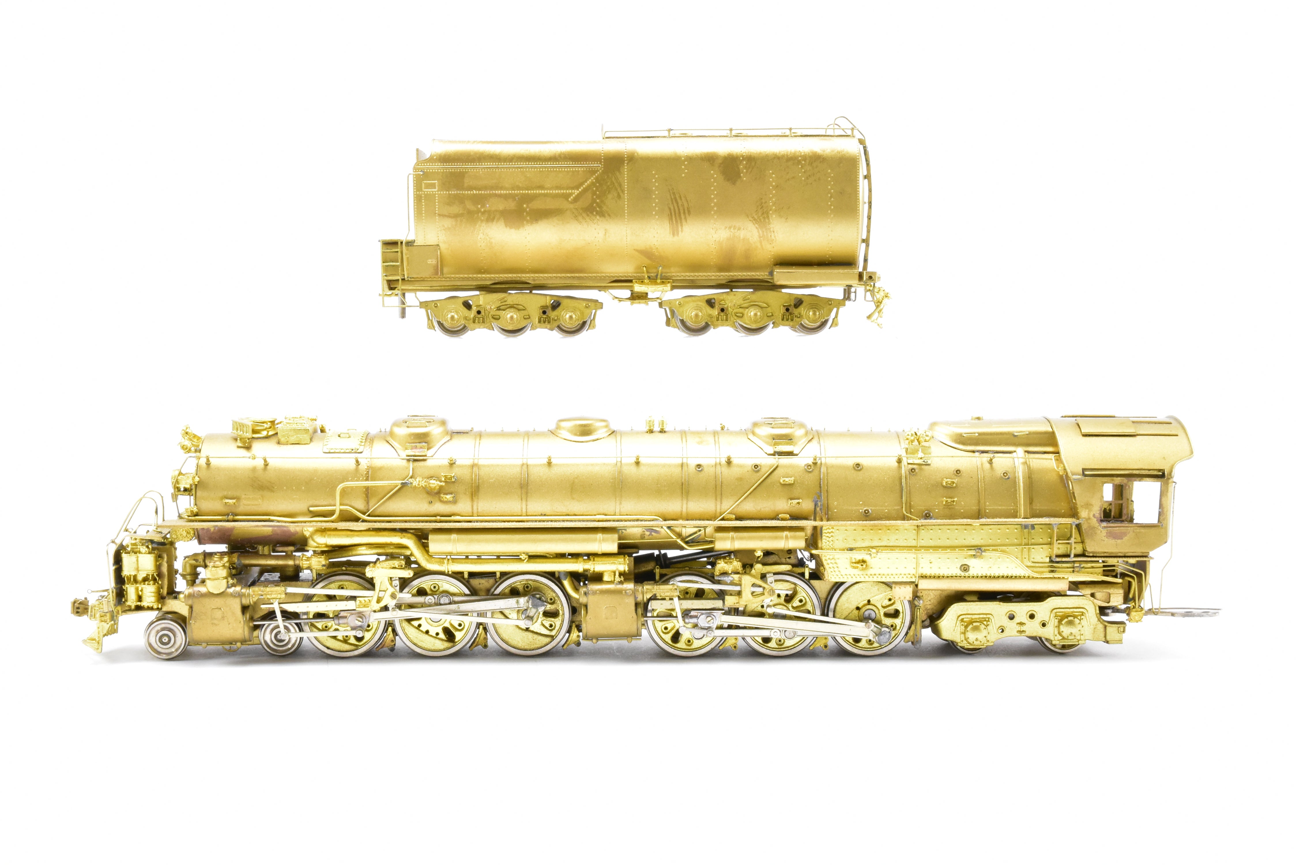 HO Union Pacific 3900 Class 4-6-6-4 Challenger Coal Version by Brass Key Imports
