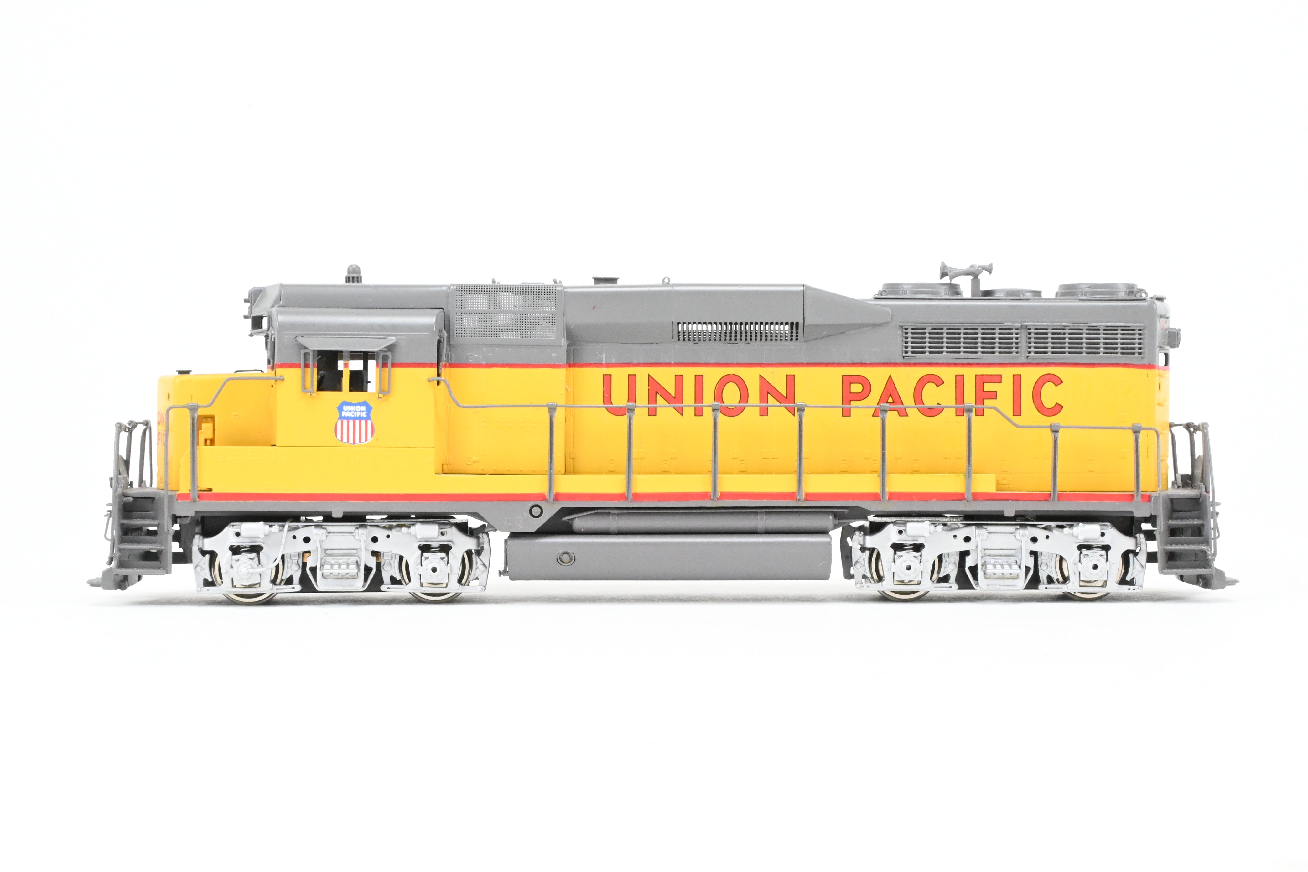 HO Scale Brass Union Pacific EMD GP30 2250 HP Low Hood Model