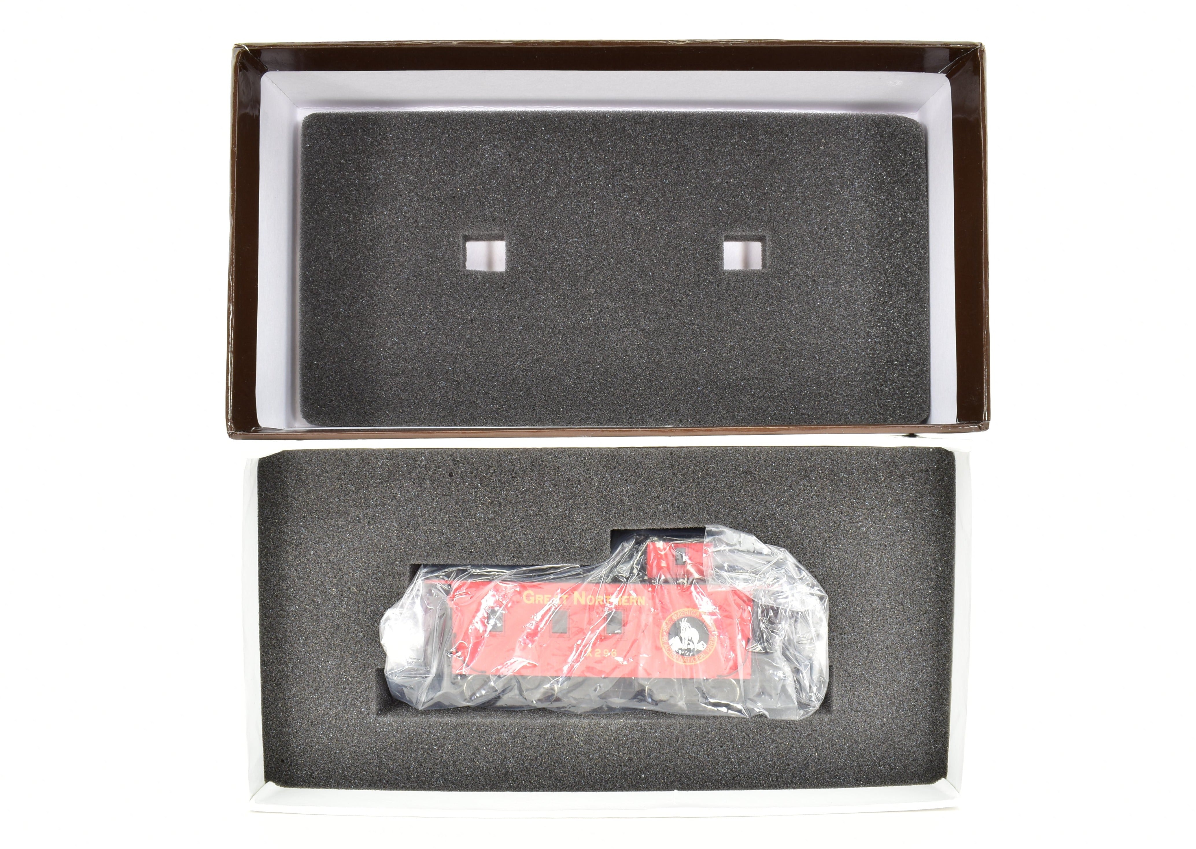 HO Scale Brass Model Train NBL - North Bank Line GN - Great Northern 25 - Foot Truss Rod Caboose FP Number X296