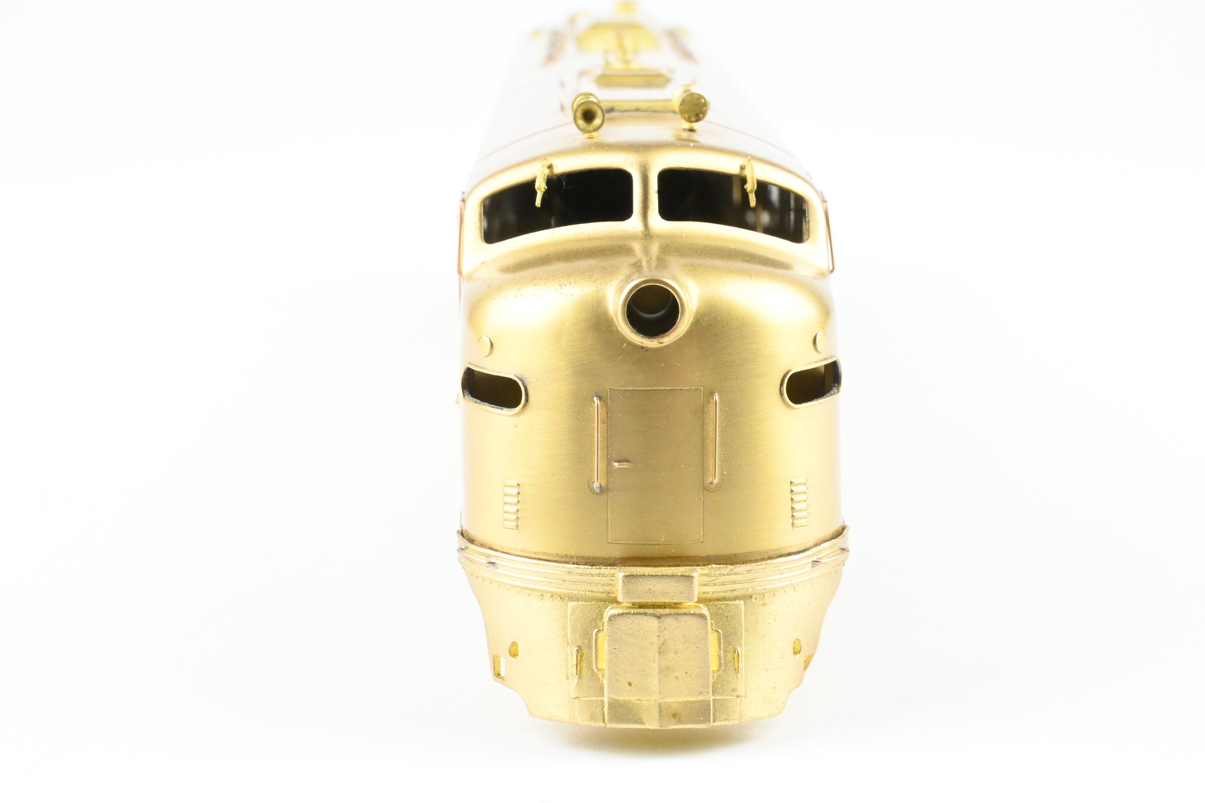 HO Scale Brass Oriental Limited EMD E8A 2250 HP Model Train - Standard Version with Small Number Boards
