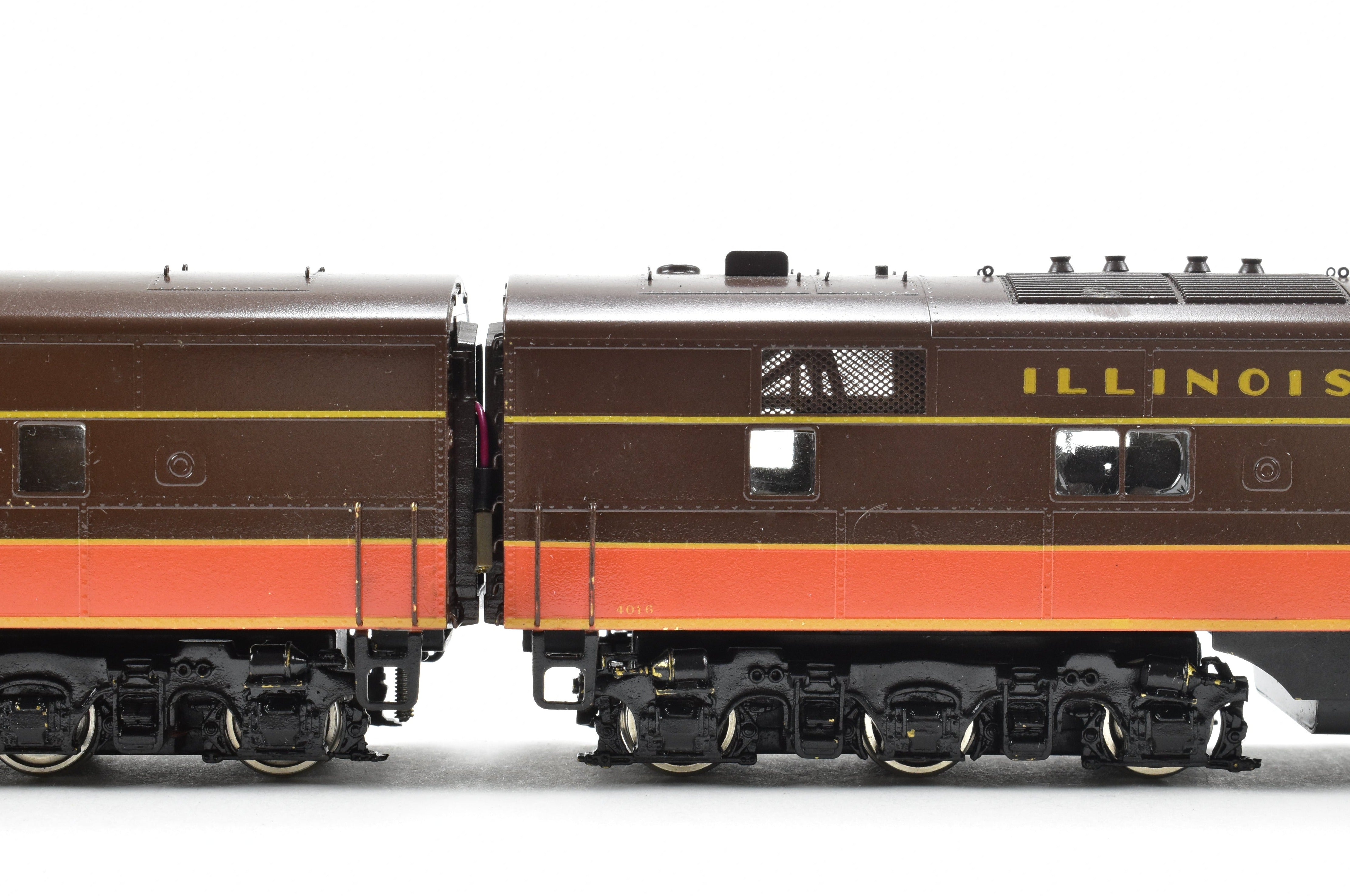 HO Brass Oriental Limited Illinois Central E7A/B Set with Large Number Boards