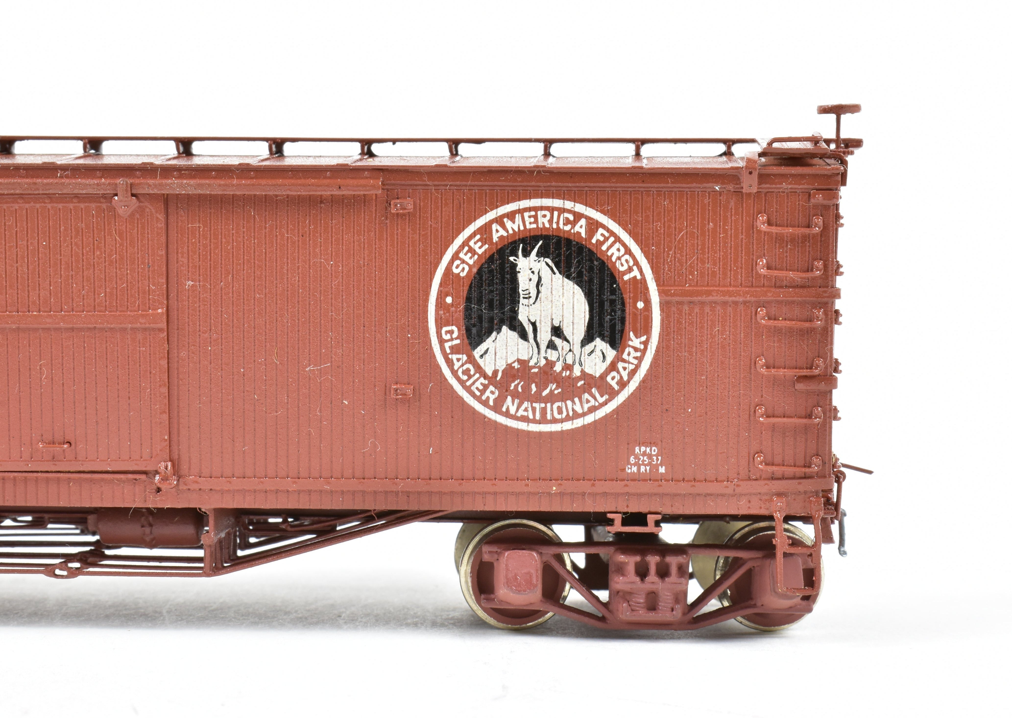 HO Scale Brass Nickel Plated Great Northern 40-Foot Boxcar Model with AB Brake System, Custom Painted Boxcar No. 34925 by Nickel Plate Products