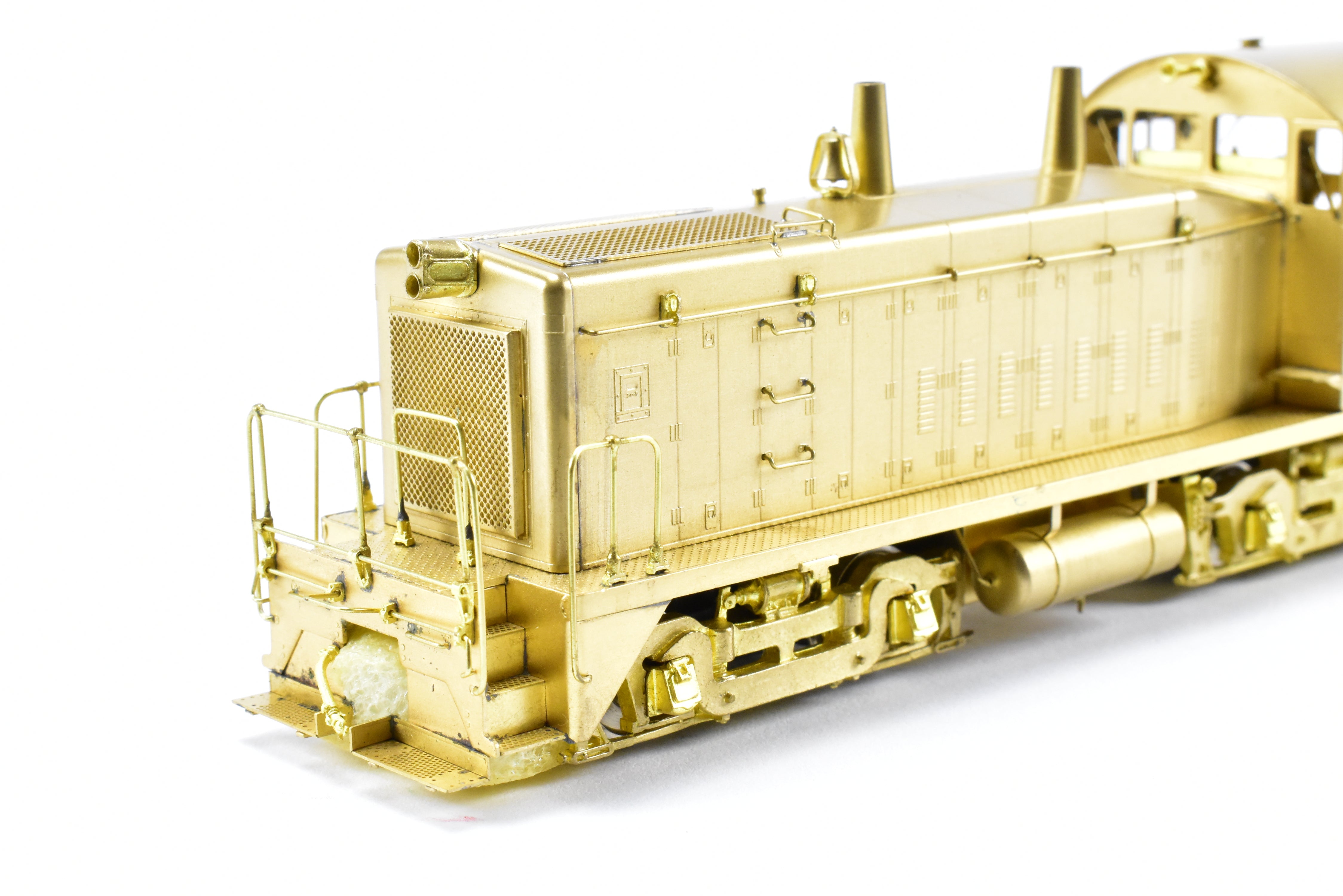 HO Scale Brass Oriental Limited EMD SW-9 1200 HP Quiet Switcher Model