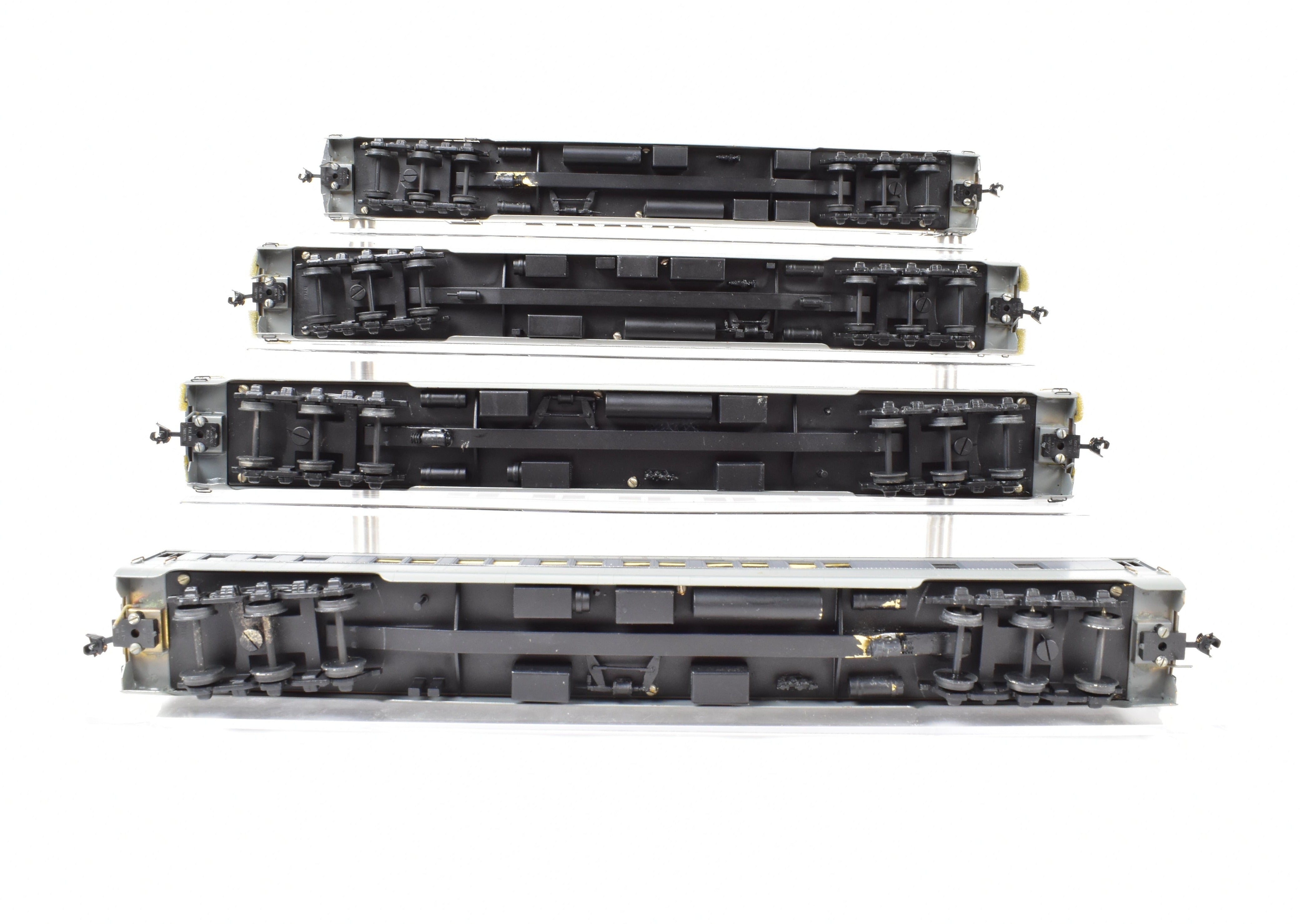HO Scale Brass Model Train Set - Oriental Limited SP/UP/C&NW UP Union Pacific The Forty Niner 8-Car Set in Two-Tone Gray with Overland Lettering