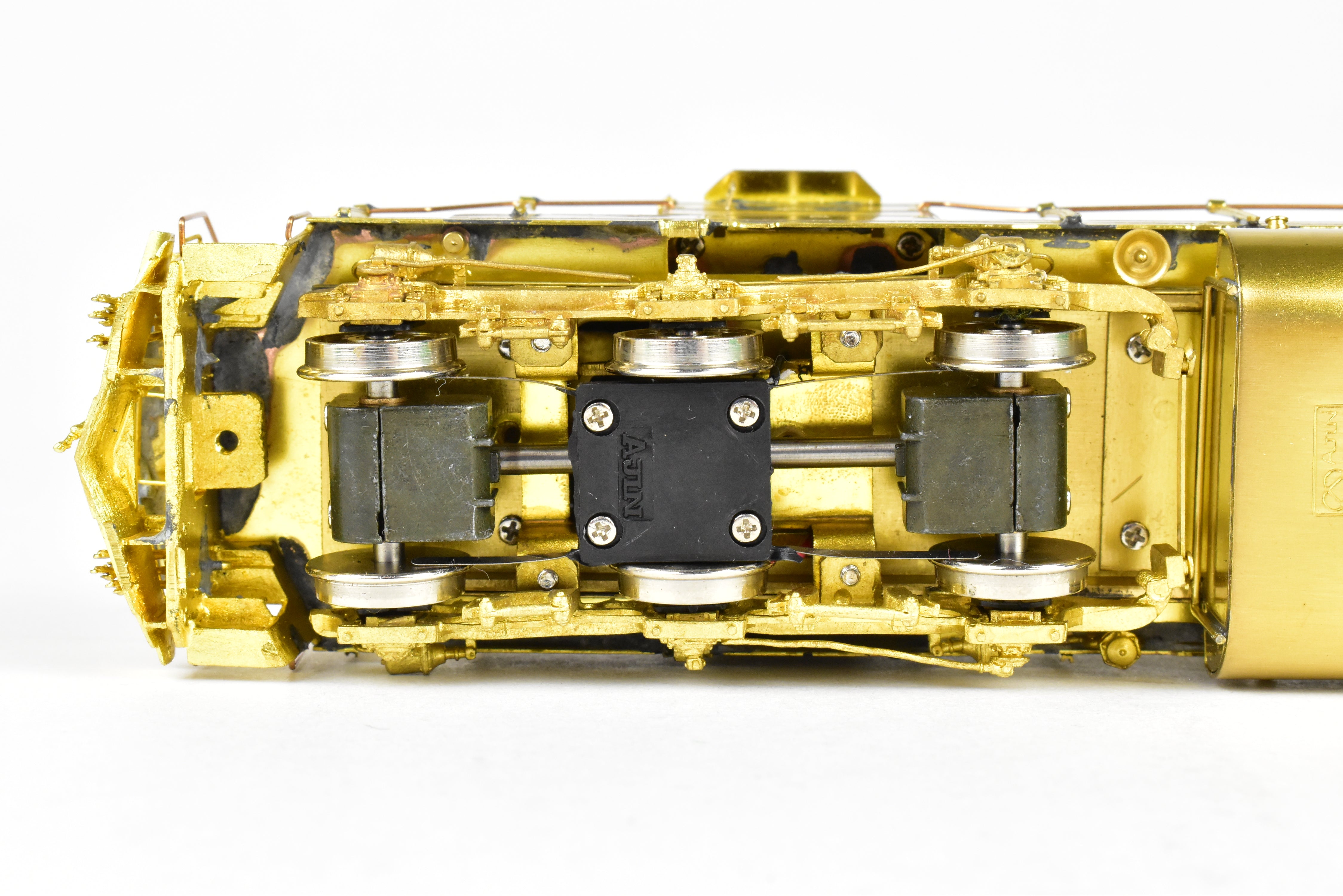 Brass ATSF - Santa Fe EMD SD40-2 116 Inch Snoot Nose Model by Overland