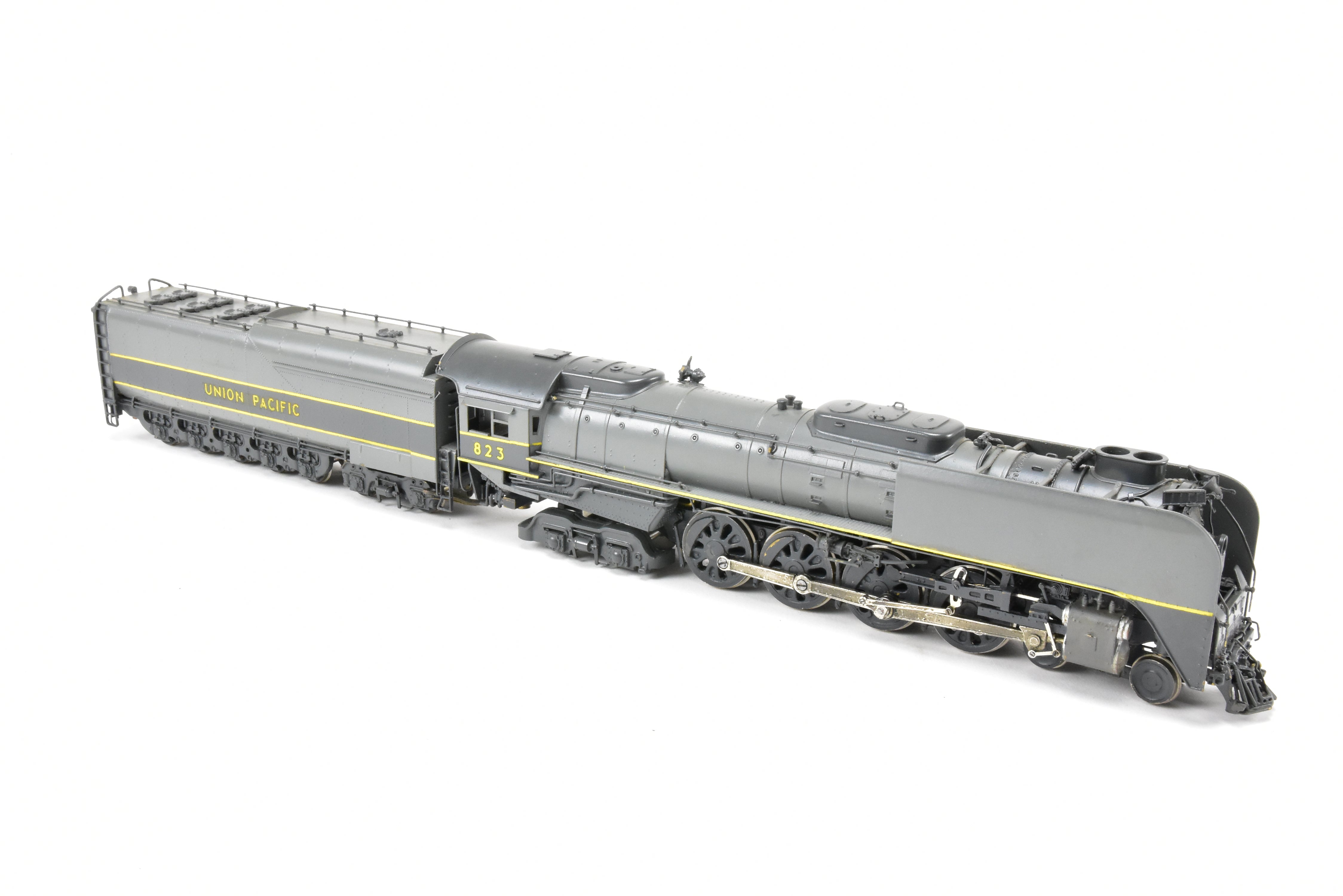 HO Scale Brass PFM Union Pacific 4-8-4 FEF-2 Northern #823 Custom Two-Tone Grey